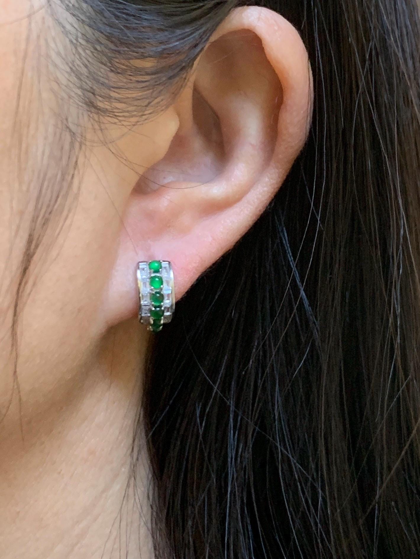 Natural Guatemalan Grade A Icy Highly Translucent Vibrant Green Jade Jadeite Hoop Huggie Earrings Sterling Silver 天然冰危绿起光翡翠银镶耳包 WLEB77