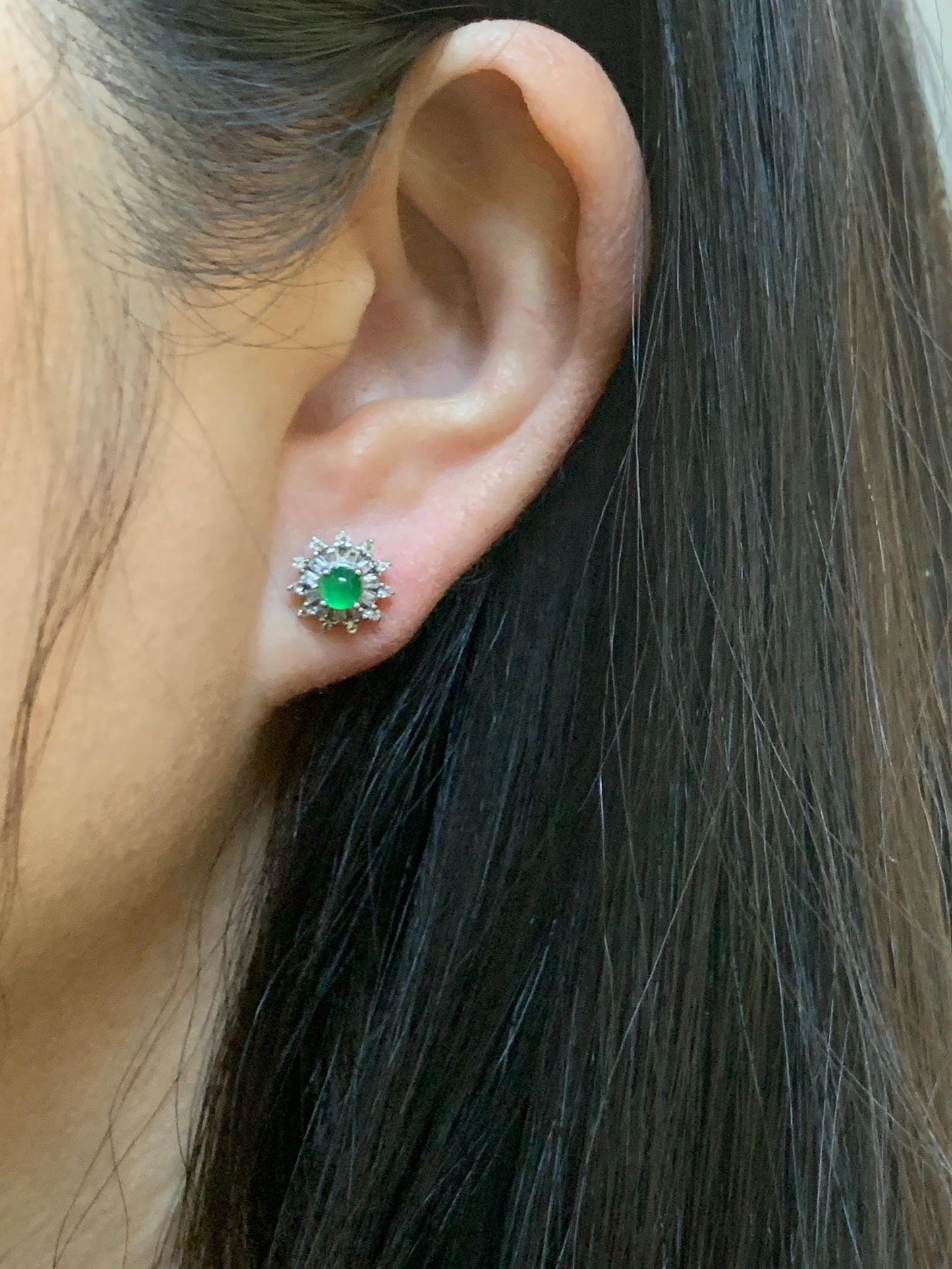 Natural Guatemalan Grade A Icy Translucent Vibrant Green Jade Jadeite Snowflake Stud Earrings Sterling Silver 天然冰危绿翡翠镶嵌雪花耳钉 WXH66