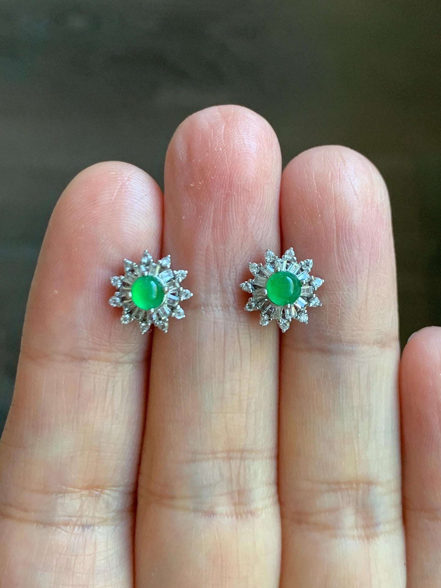 Natural Guatemalan Grade A Icy Translucent Vibrant Green Jade Jadeite Snowflake Stud Earrings Sterling Silver 天然冰危绿翡翠镶嵌雪花耳钉 WXH66