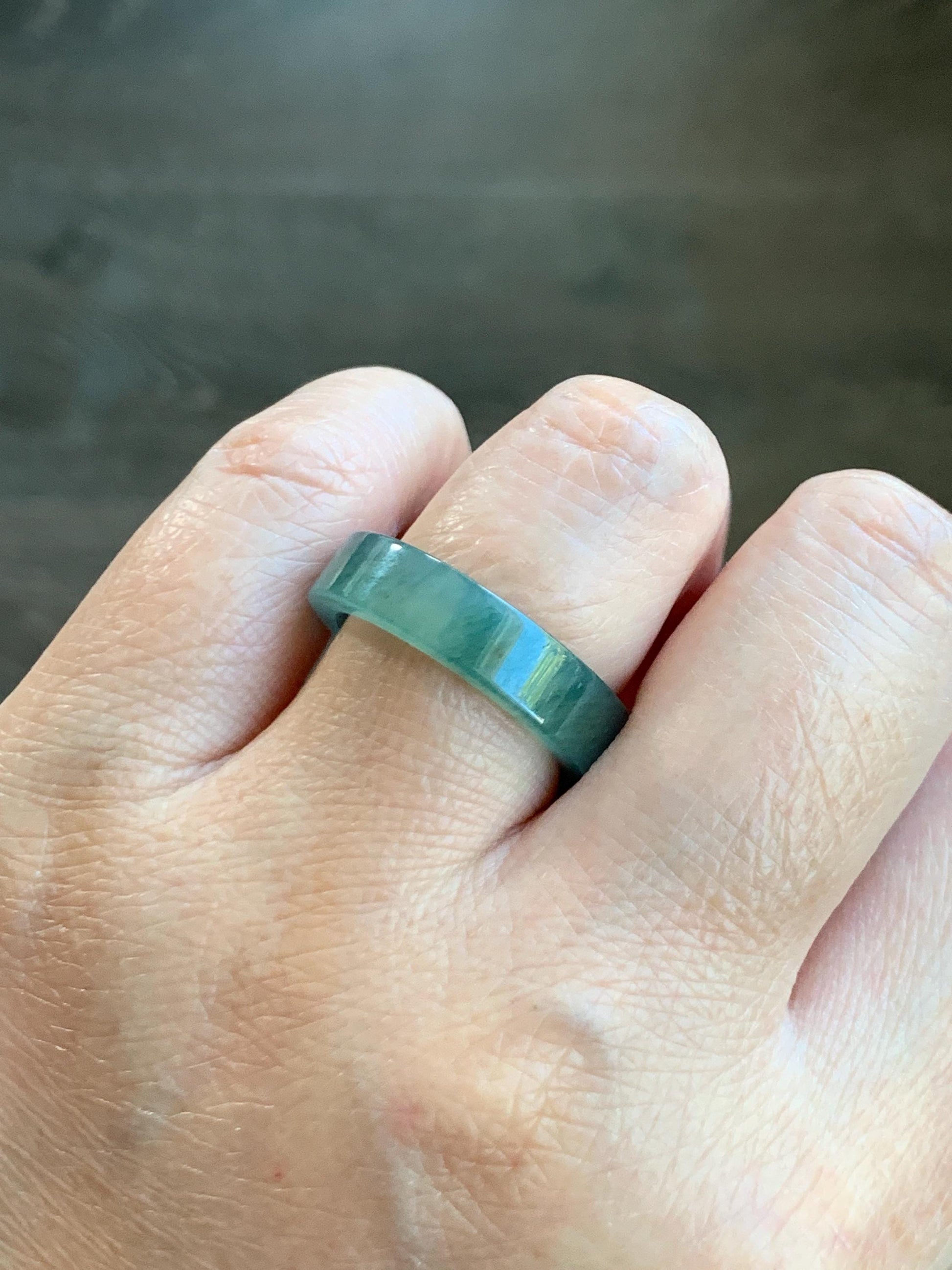 Natural Grade A Guatemalan Icy Highly Translucent Light Green Jade Jadeite Square Edged Band Ring Size 9 US 天然冰危晴绿翡翠角戒戒圈 LLJ180B