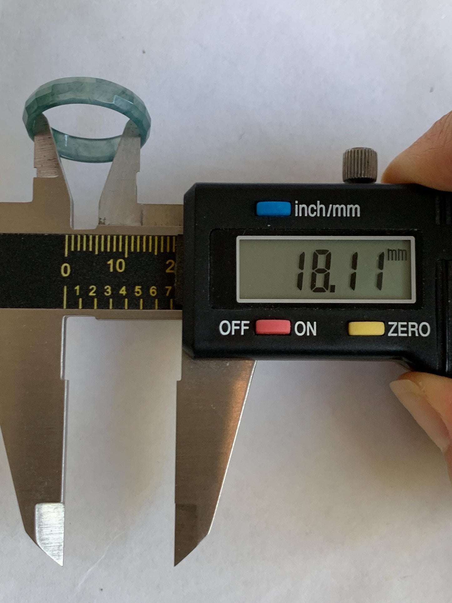 Natural Grade A Guatemalan Icy Highly Translucent Teal Blue Green Marbled Jade Jadeite Faceted Band Ring Size 7.75 US 天然冰危蓝飘花翡翠切割面戒圈 WLQ220A