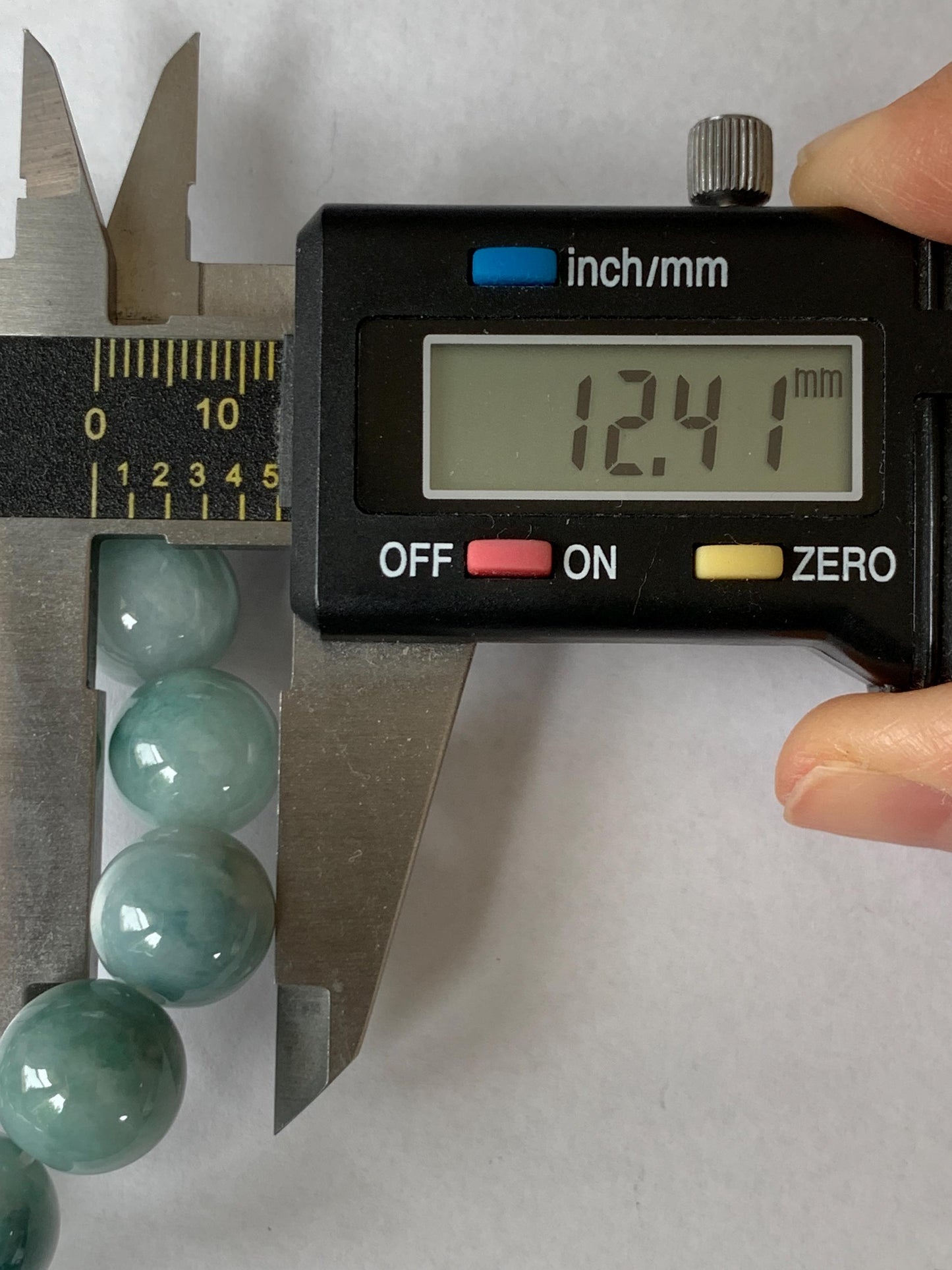 Large Natural Grade A Icy Translucent Pastel Green Dark Green Marbled Jade Jadeite Beaded Bracelet 12.3mm 7.25" 51g 天然晴底飘花翡翠圆珠手串 MDP110A