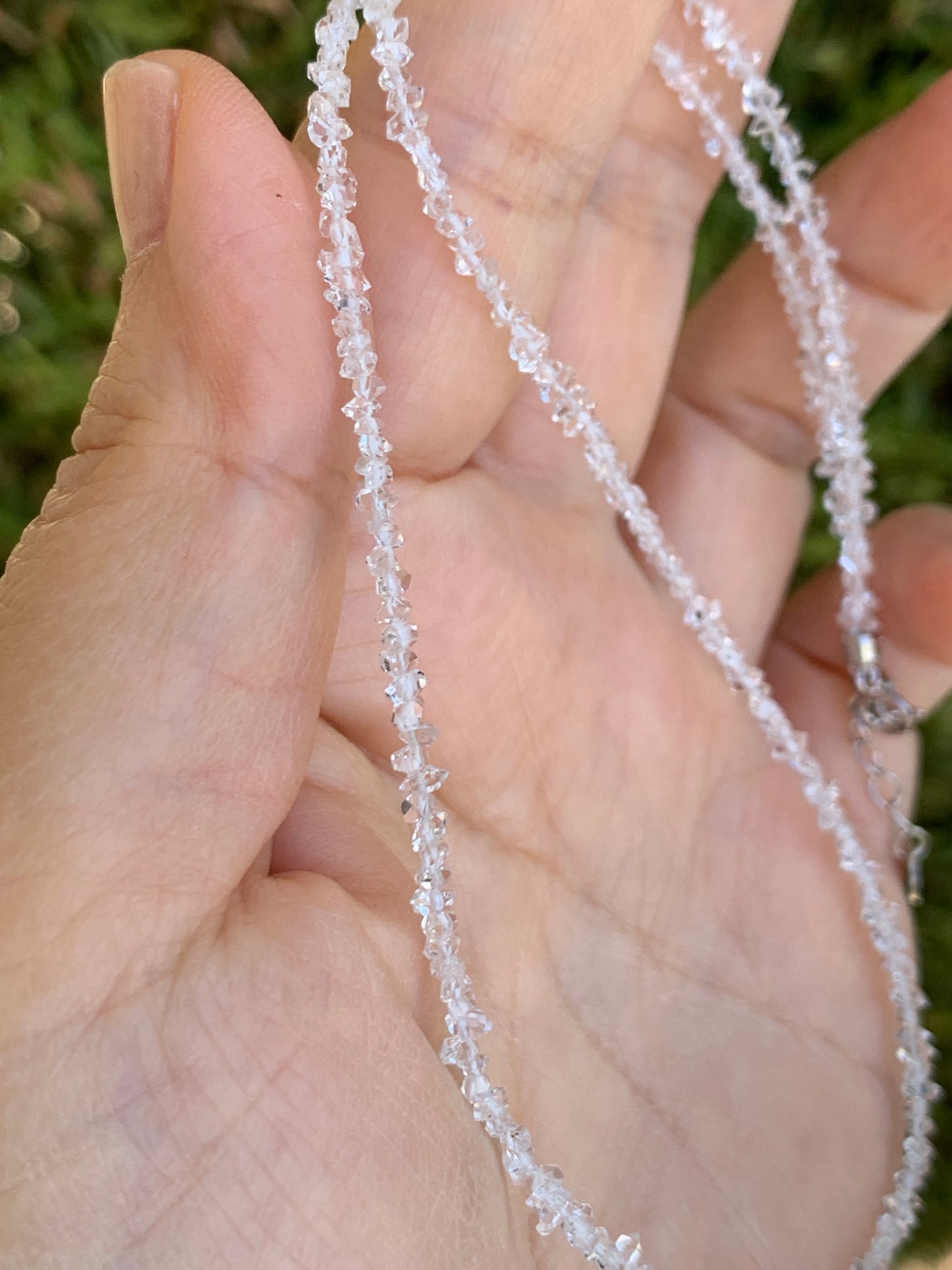 Certified Natural White Quartz Chips Beaded Necklace Sterling Silver Clasp 2.6mm 16.5”-17.25” 3.16g 天然白水晶碎碎项链