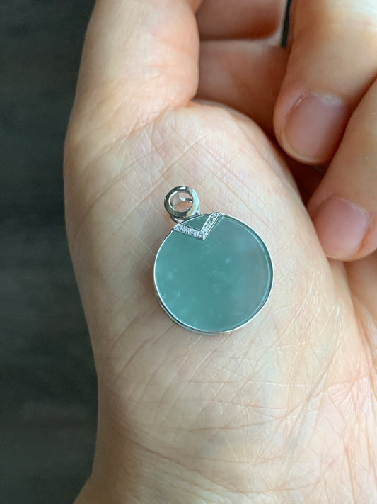 Certified Natural Guatemalan Premium Sky Blue Jadeite Circle Blessing Amulet Pendant Wu Shi Pai 18K White Gold & Diamonds 天然翡翠冰危蓝无事牌K金钻石镶嵌吊坠