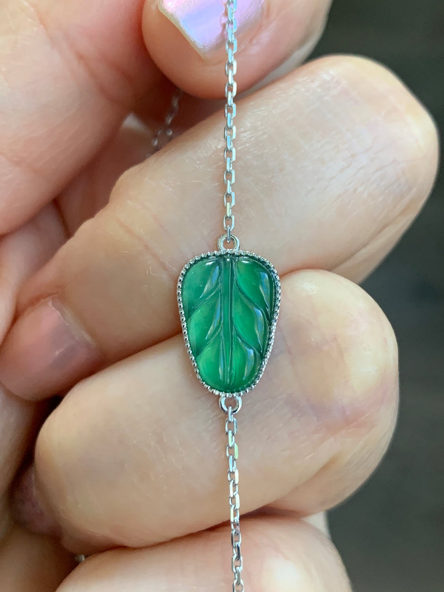 Certified Natural Grade A Guatemalan Green Jade Jadeite Carved Leaf Chain Bracelet 18K White Gold Adjustable 6-6.75” 1.81g 天然冰危绿翡翠叶子镶嵌手链