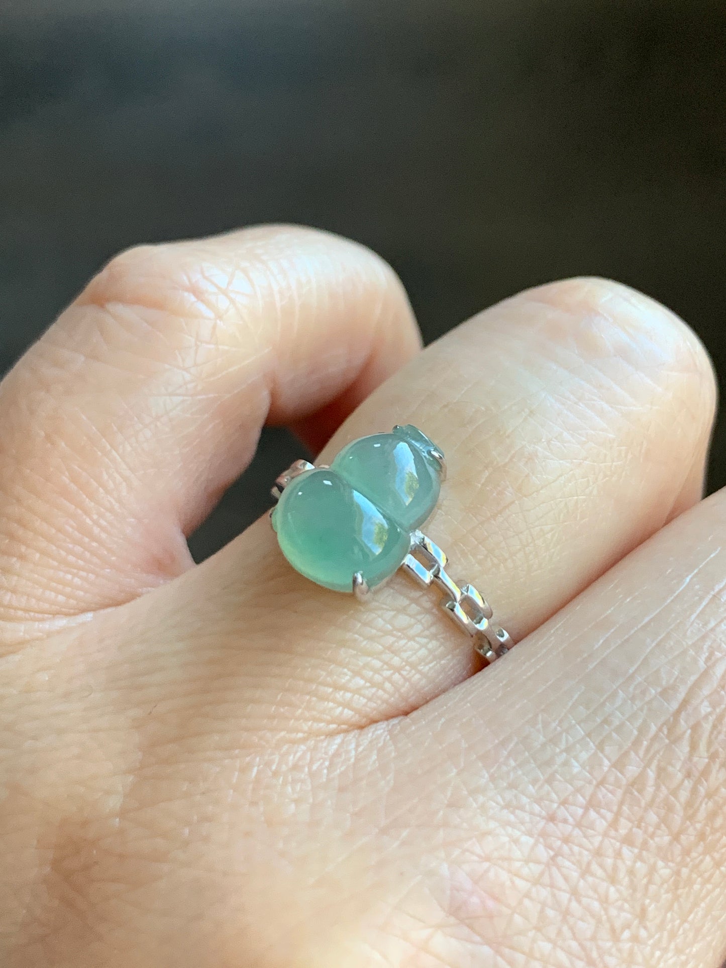 Certified Natural Grade A  Premium Icy Highly Translucent Light Green Jadeite Hulu Gourd Ring Buckle Link 18K White Gold Sz 7 天然正冰起光晴色翡翠葫芦镶嵌戒指