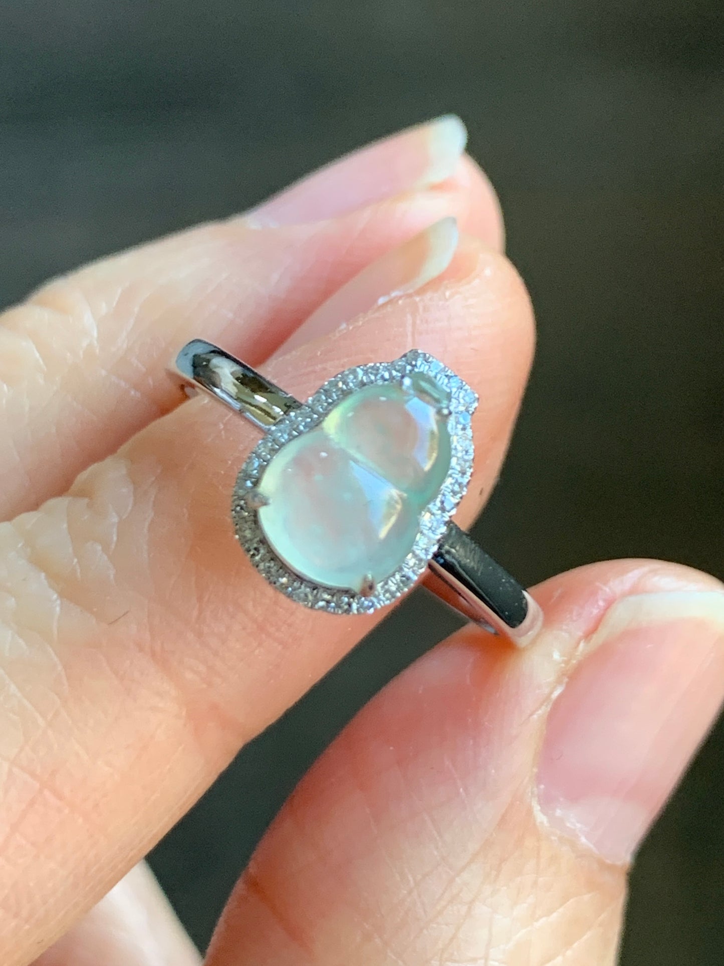 Certified Natural  Premium Highly Translucent Jadeite Hulu Gourd Ring 18K White Gold & Diamonds Sz 7 天然正冰起光起钢白冰葫芦钻石镶嵌戒指