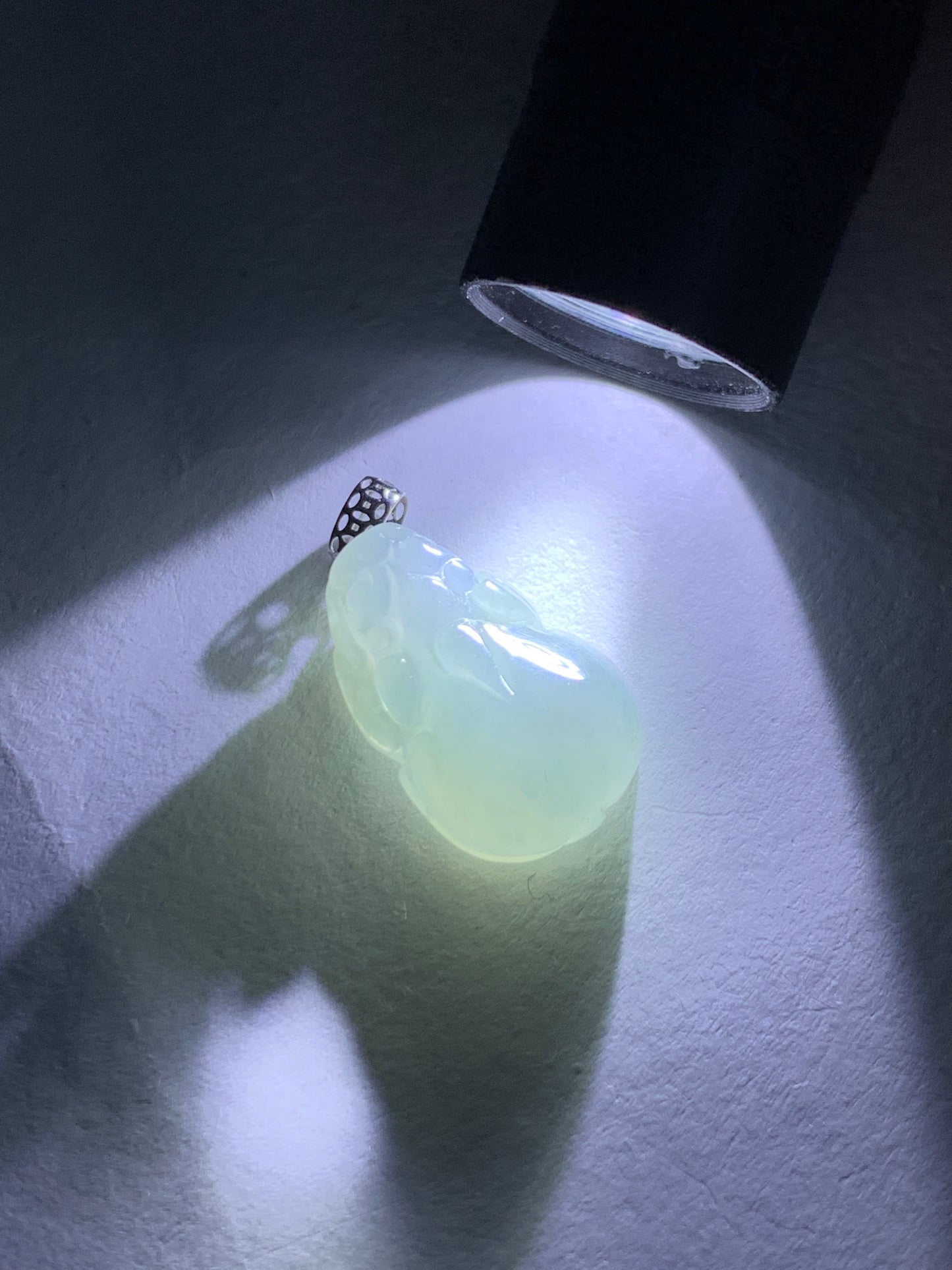 Natural Grade A Icy Translucent Gelatinous Pastel Dusty Blue Jade Jadeite Petite Pixiu Pendant 18K White Gold Bail 天然冰胶淡蓝翡翠貔貅吊坠 MTL250