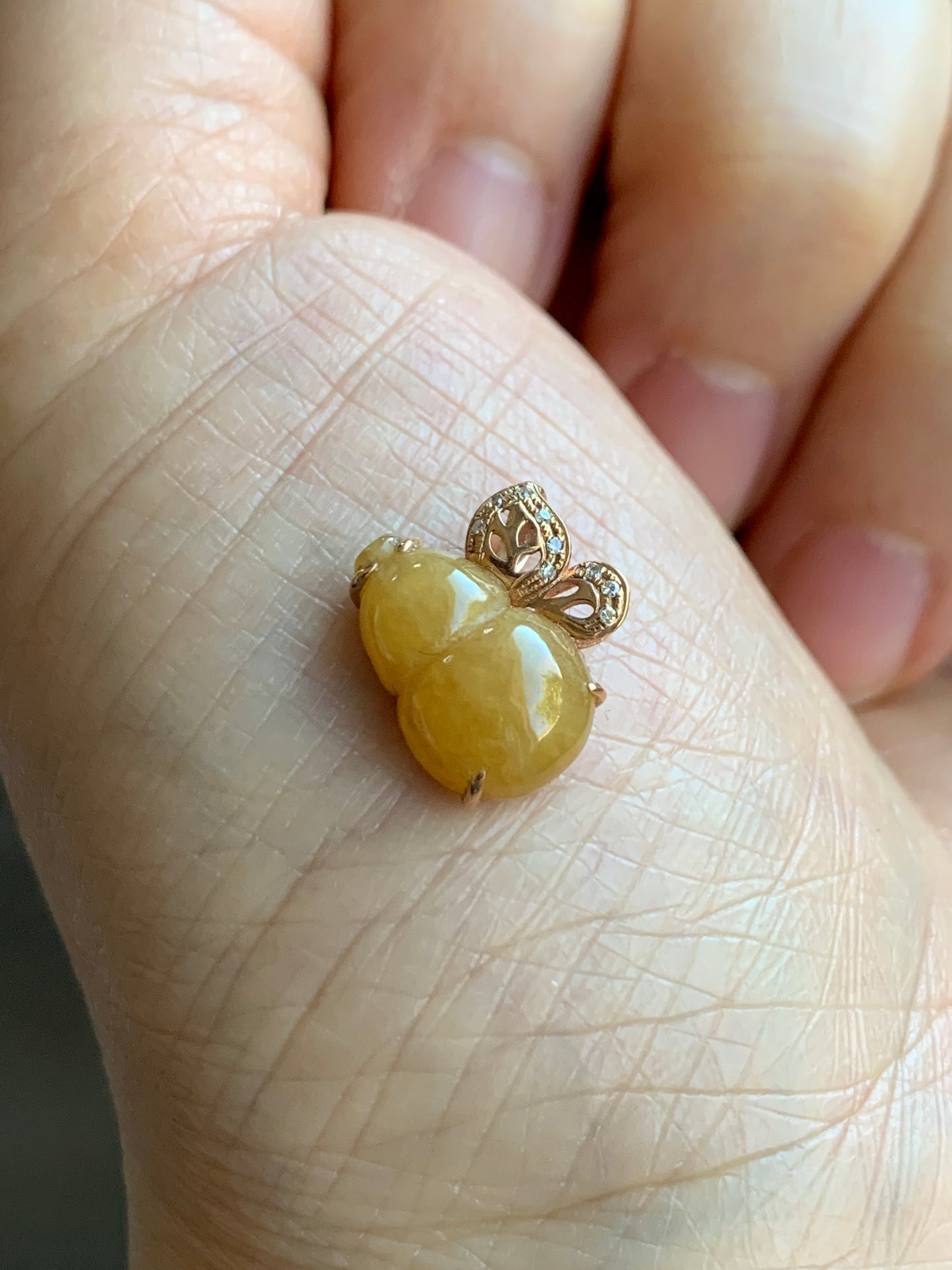 Certified Grade A Natural Icy Translucent Rich Yellow Jadeite Gourd Hulu Pendant 18K Rose Gold with Diamonds 天然黄翡葫芦K玫钻石镶嵌吊坠 672