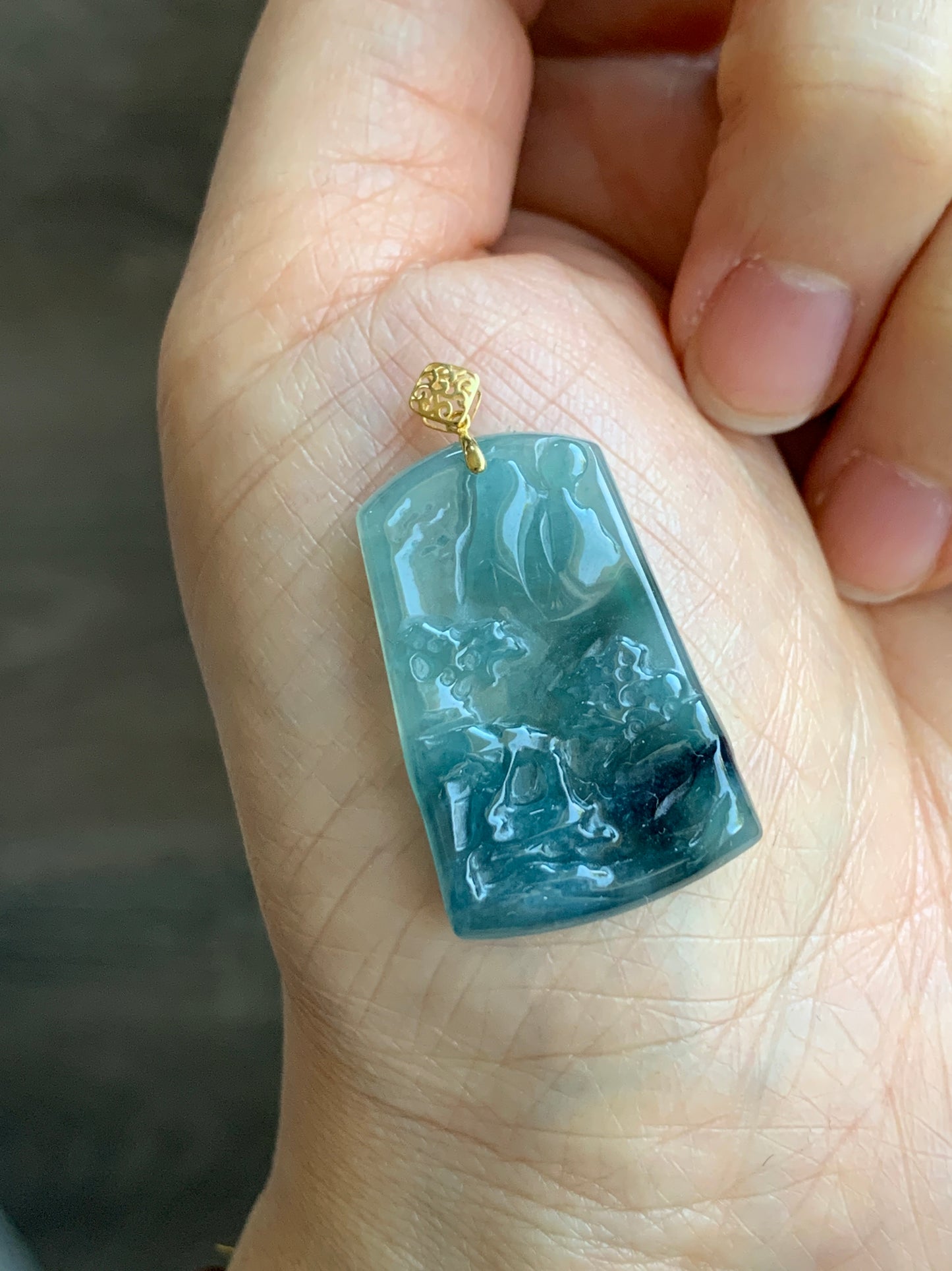 Natural Guatemalan Sky Blue Jadeite with Dark Blue Marbling Shan Shui Pai Landscape Tag Pendant 18K Yellow Gold 天然正高冰危蓝翡翠山水牌吊坠