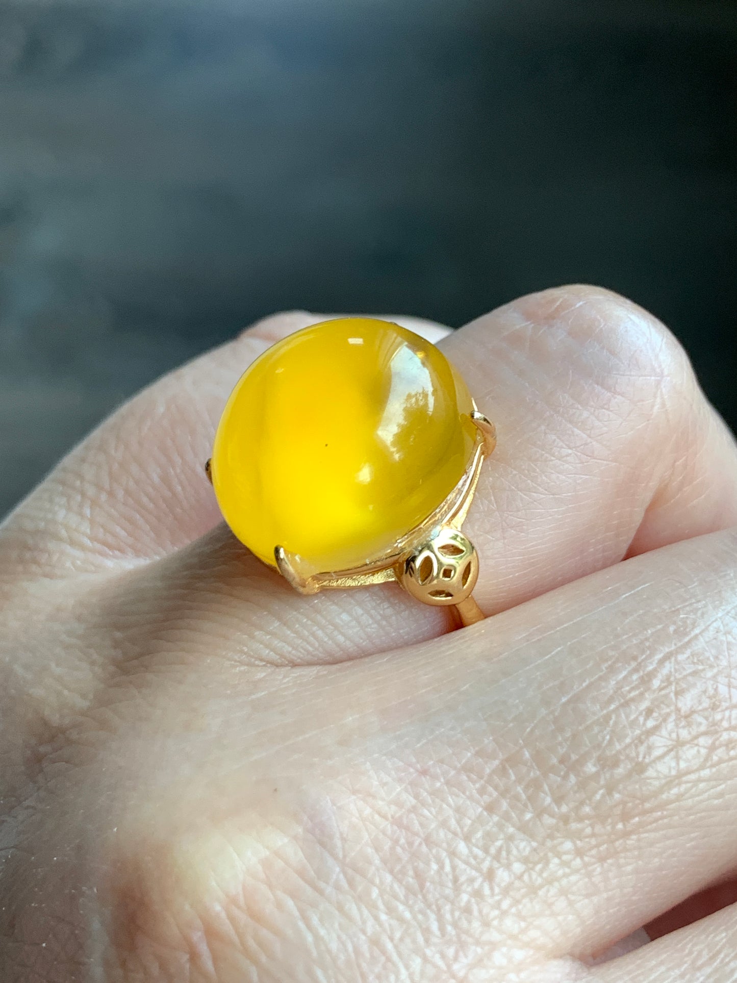 Natural Genuine Beewax Amber Large Oval Cabochon Sterling Silver Solitaire Ring Size 7 Adjustable 天然蜜蜡椭圆银镶戒指 MDD95-B