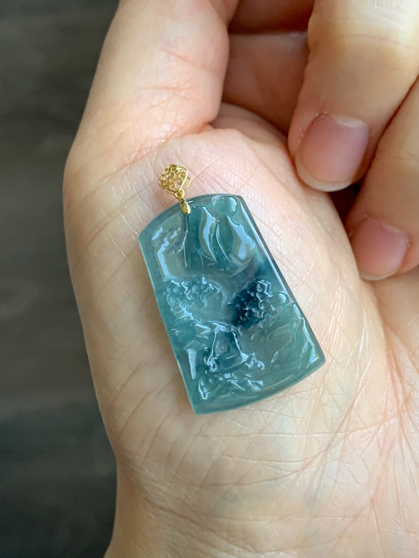 Natural Guatemalan Sky Blue Jadeite with Dark Blue Marbling Shan Shui Pai Landscape Tag Pendant 18K Yellow Gold 天然正高冰危蓝翡翠山水牌吊坠