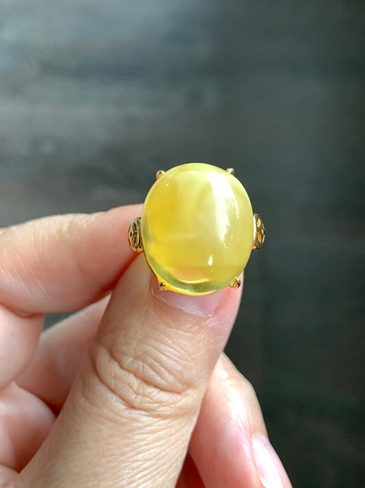 Natural Genuine Beewax Amber Large Oval Cabochon Sterling Silver Solitaire Ring Size 7 Adjustable 天然蜜蜡椭圆银镶戒指 MDD95-A