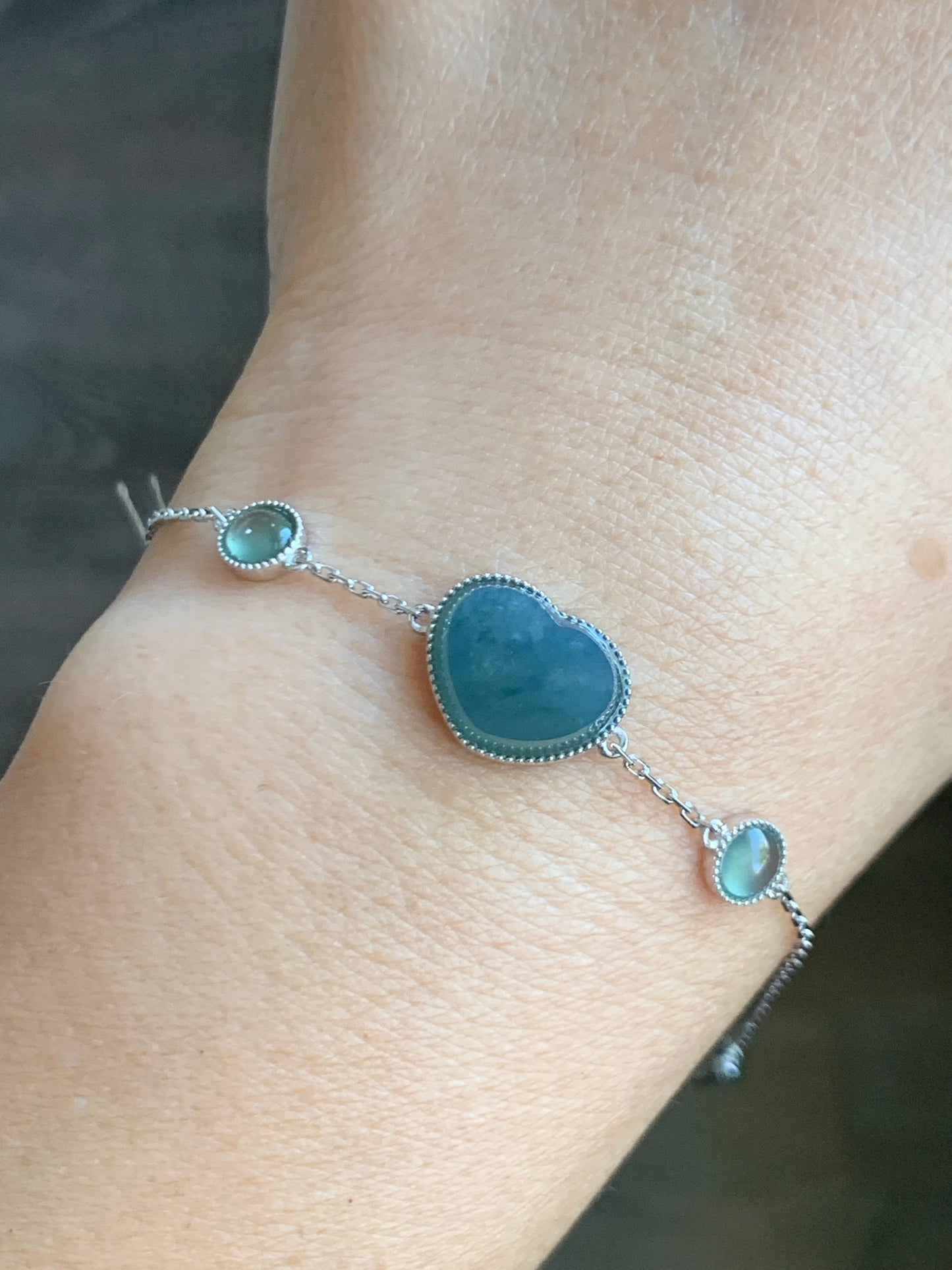 Certified Natural  Icy Translucent Teal Blue Jadeite Heart Bracelet 18K White Gold 5.75"-6.25” 天然湖水蓝翡翠爱心切割面白金手链