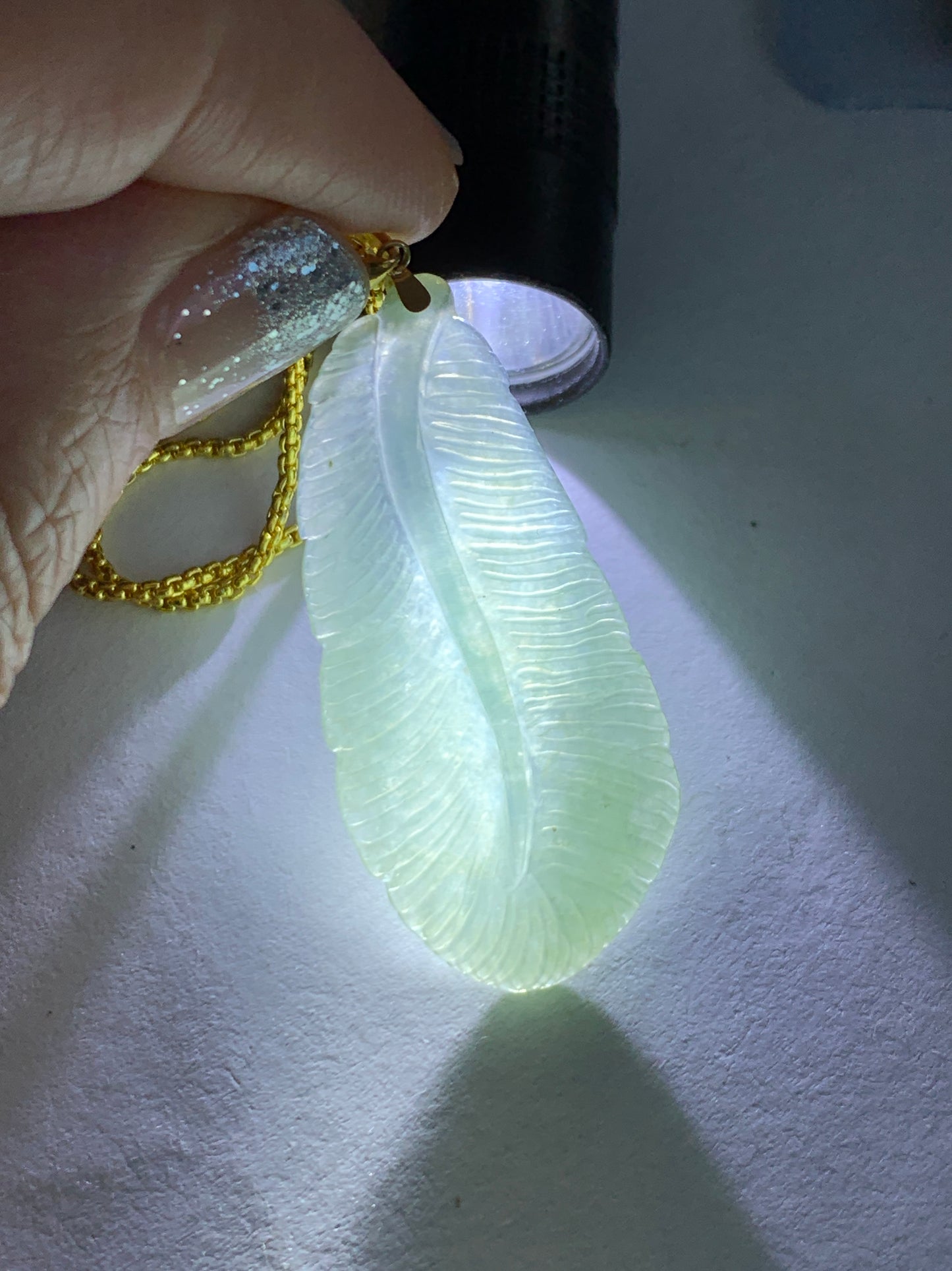 Natural Grade A Icy Translucent Light Green Jade Jadeite Carved Large Feather Pendant 18K Yellow Gold Bail 天然冰绿翡翠羽毛镶嵌吊坠 MQL228