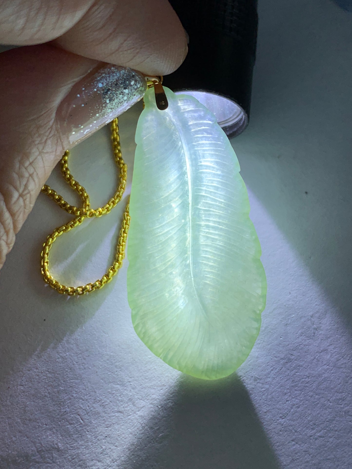Natural Grade A Icy Translucent Light Green Jade Jadeite Carved Large Feather Pendant 18K Yellow Gold Bail 天然冰绿翡翠羽毛镶嵌吊坠 MQL228