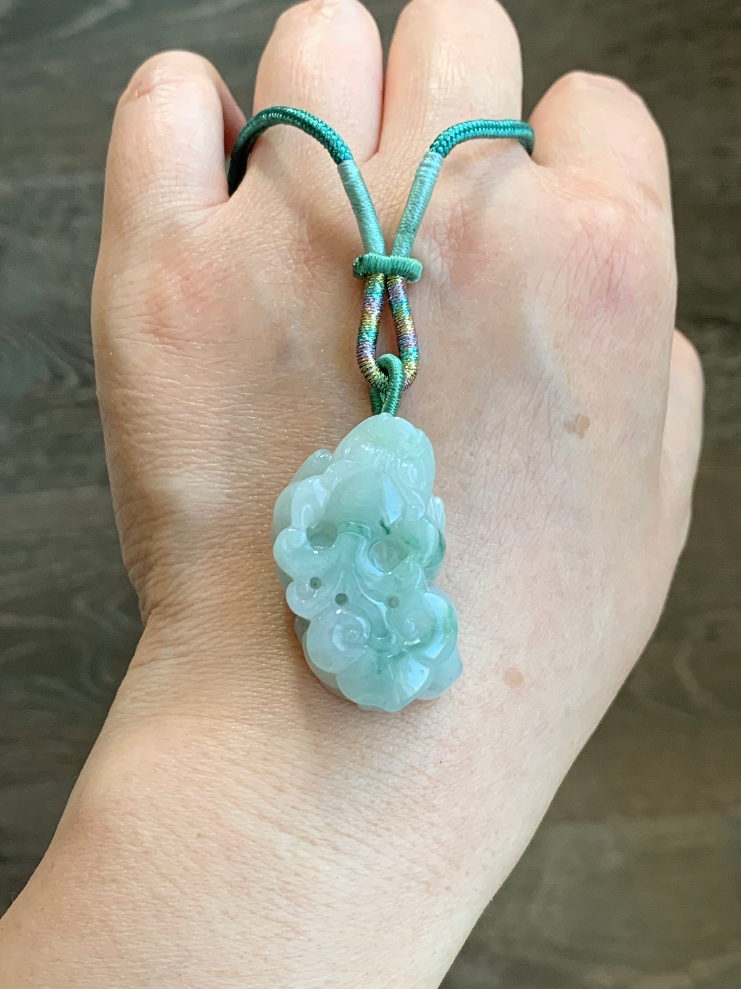 Natural Grade A Icy Translucent Gelatinous Green Marbled Jadeite Carved Pixiu Pendant Rope Necklace Adjustable 25" 24g 天然冰胶精工飘绿花翡翠貔貅吊坠