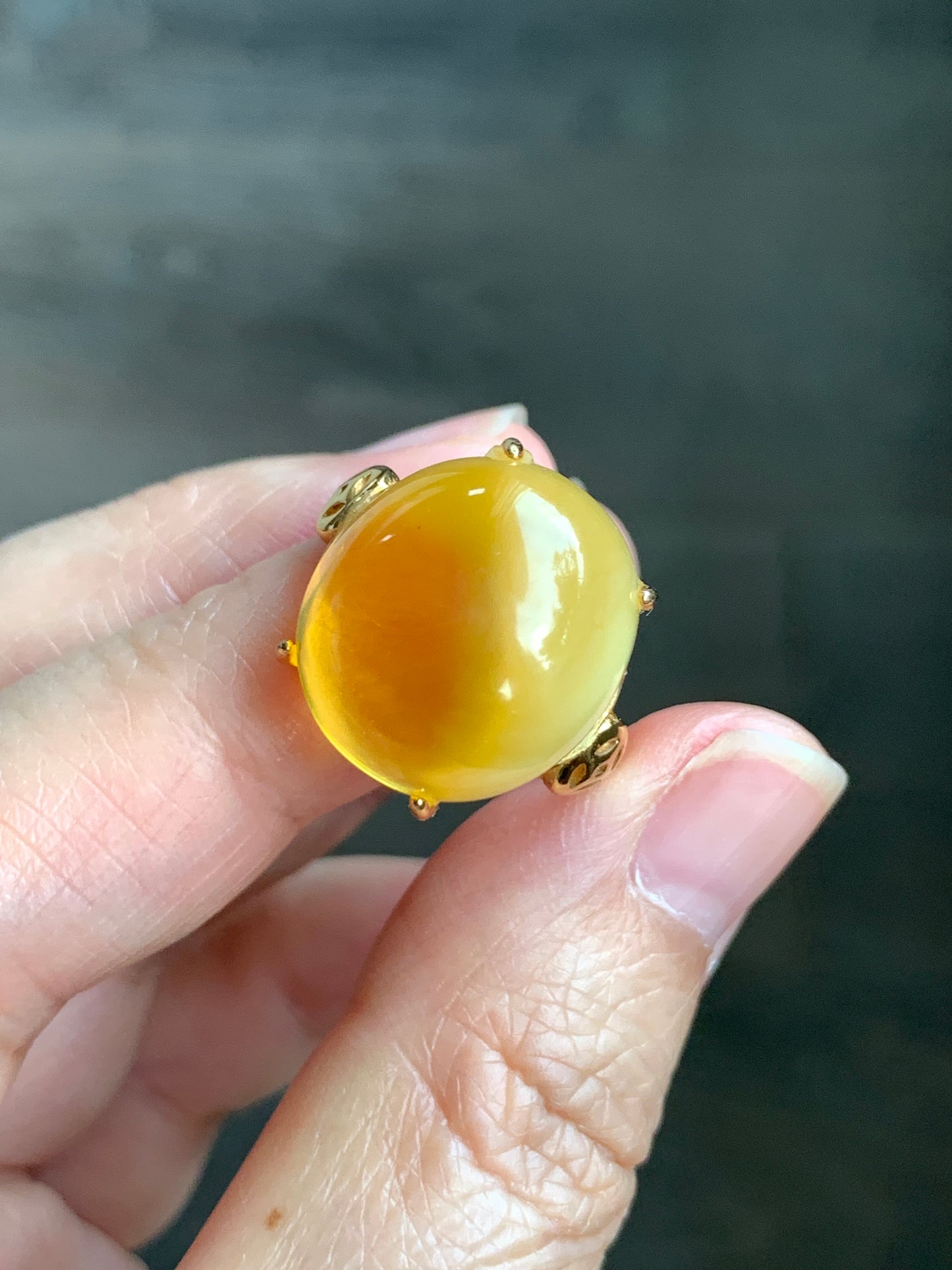 Natural Genuine Beewax Amber Large Oval Cabochon Sterling Silver Solitaire Ring Size 7 Adjustable 天然蜜蜡椭圆银镶戒指 MDD95-B