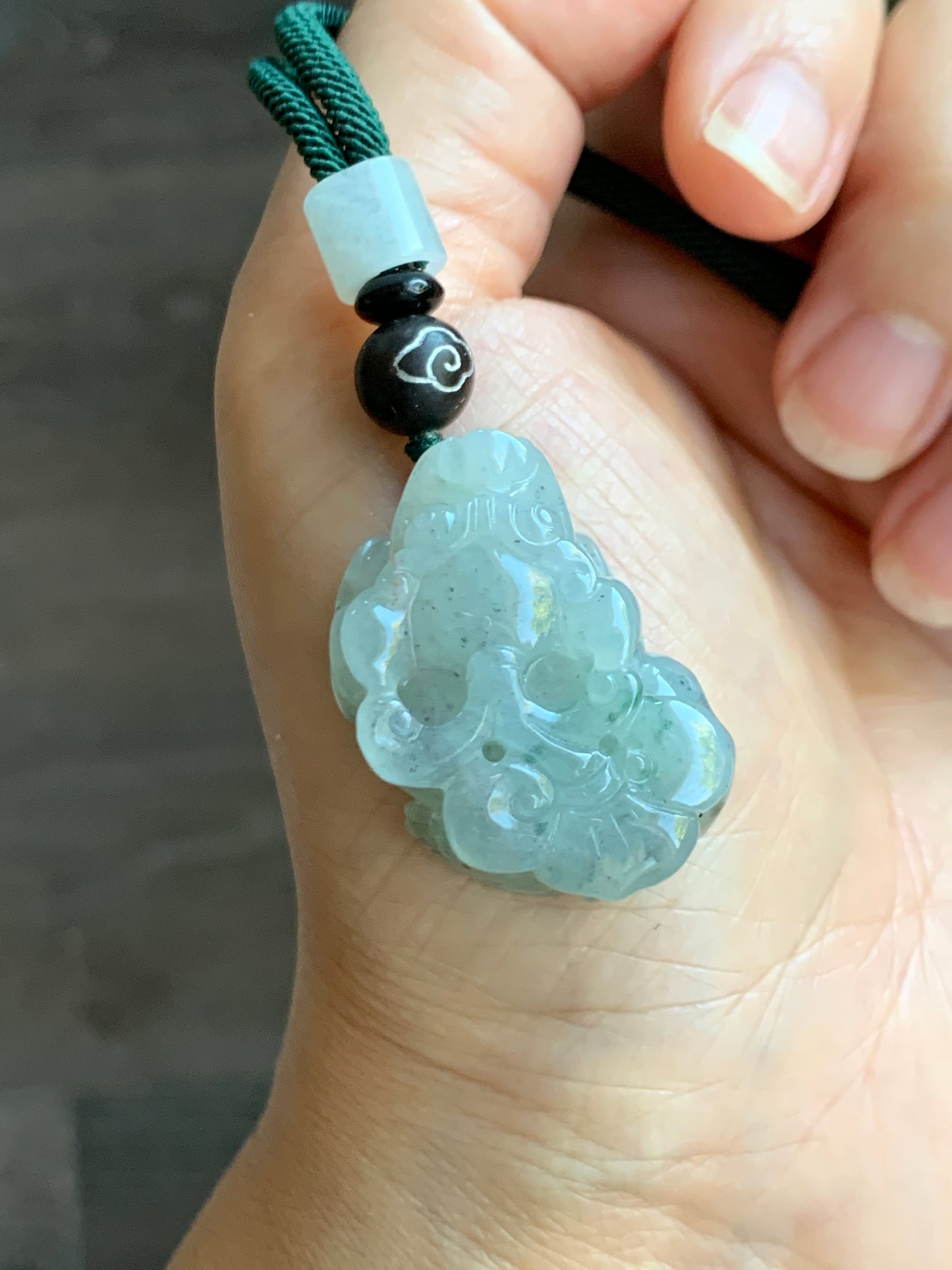 Large Natural Grade A Icy Translucent Gelatinous Green Marbled Jadeite Pixiu Pendant Rope Necklace 26" Adjustable 天然冰胶飘海草绿花貔貅吊坠挂件