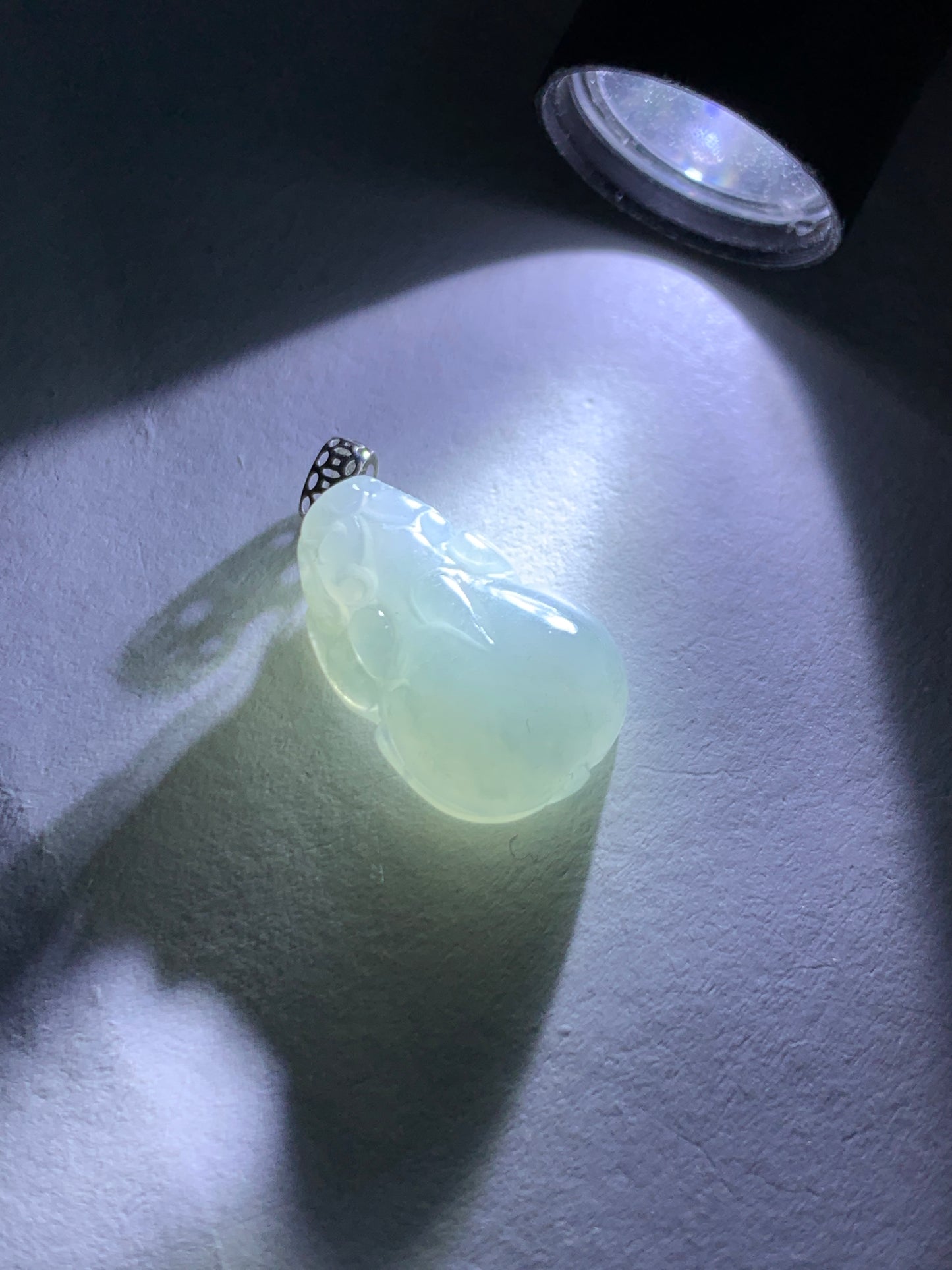 Natural Grade A Icy Translucent Gelatinous Pastel Dusty Blue Jade Jadeite Petite Pixiu Pendant 18K White Gold Bail 天然冰胶淡蓝翡翠貔貅吊坠 MTL250
