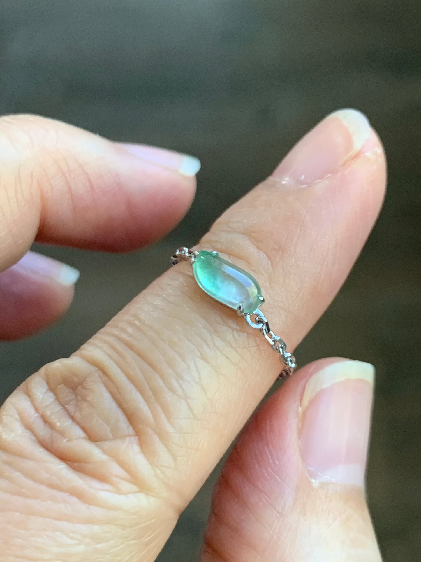 Certified Natural  Highly Translucent Green Marbling Jadeite "Horse Eye" Chain Ring 18K White Gold Adjustable 天然正高冰翡翠飘绿花马眼镶嵌戒指