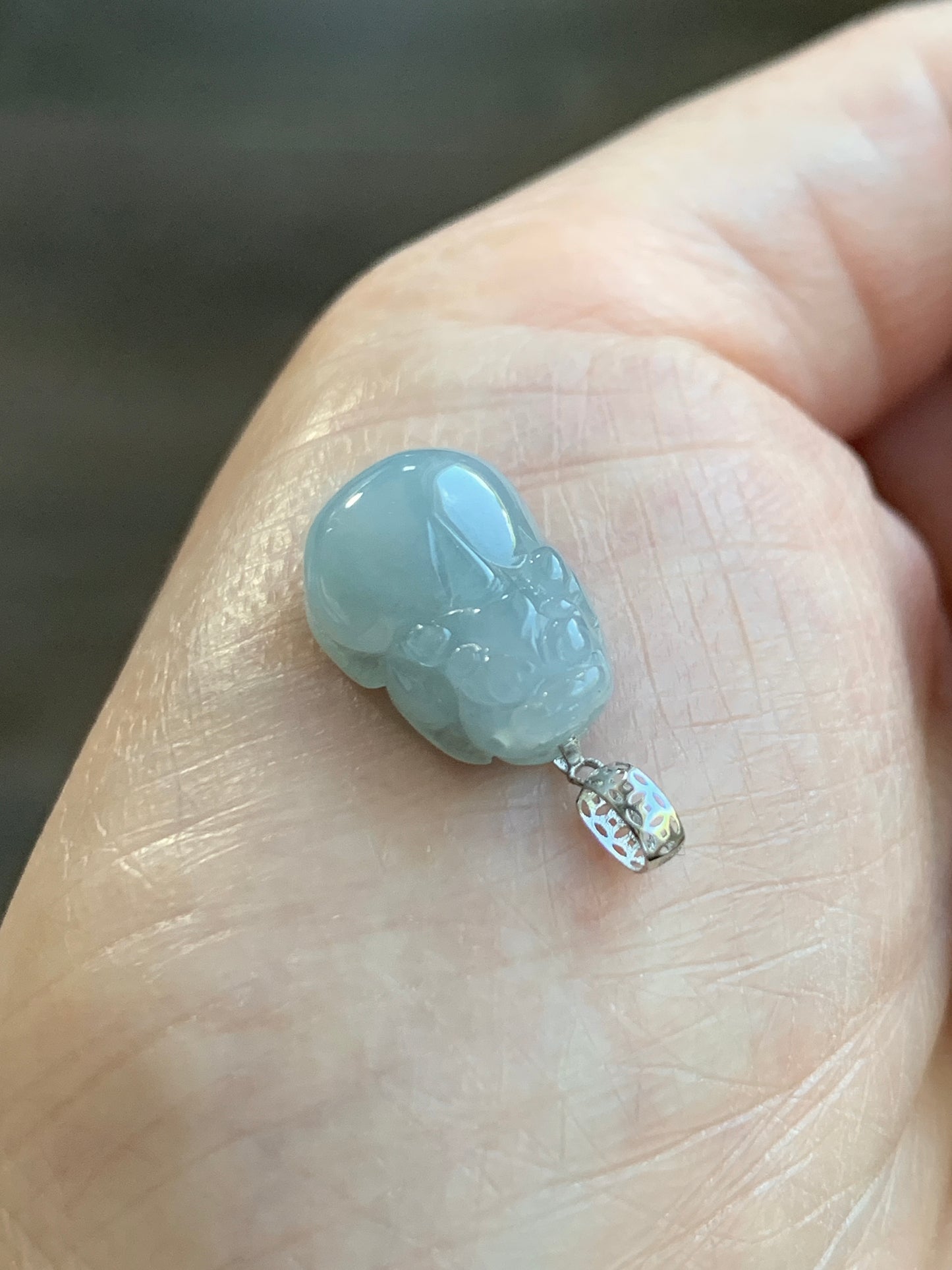 Natural Grade A Icy Translucent Gelatinous Pastel Dusty Blue Jade Jadeite Petite Pixiu Pendant 18K White Gold Bail 天然冰胶淡蓝翡翠貔貅吊坠 MTL250