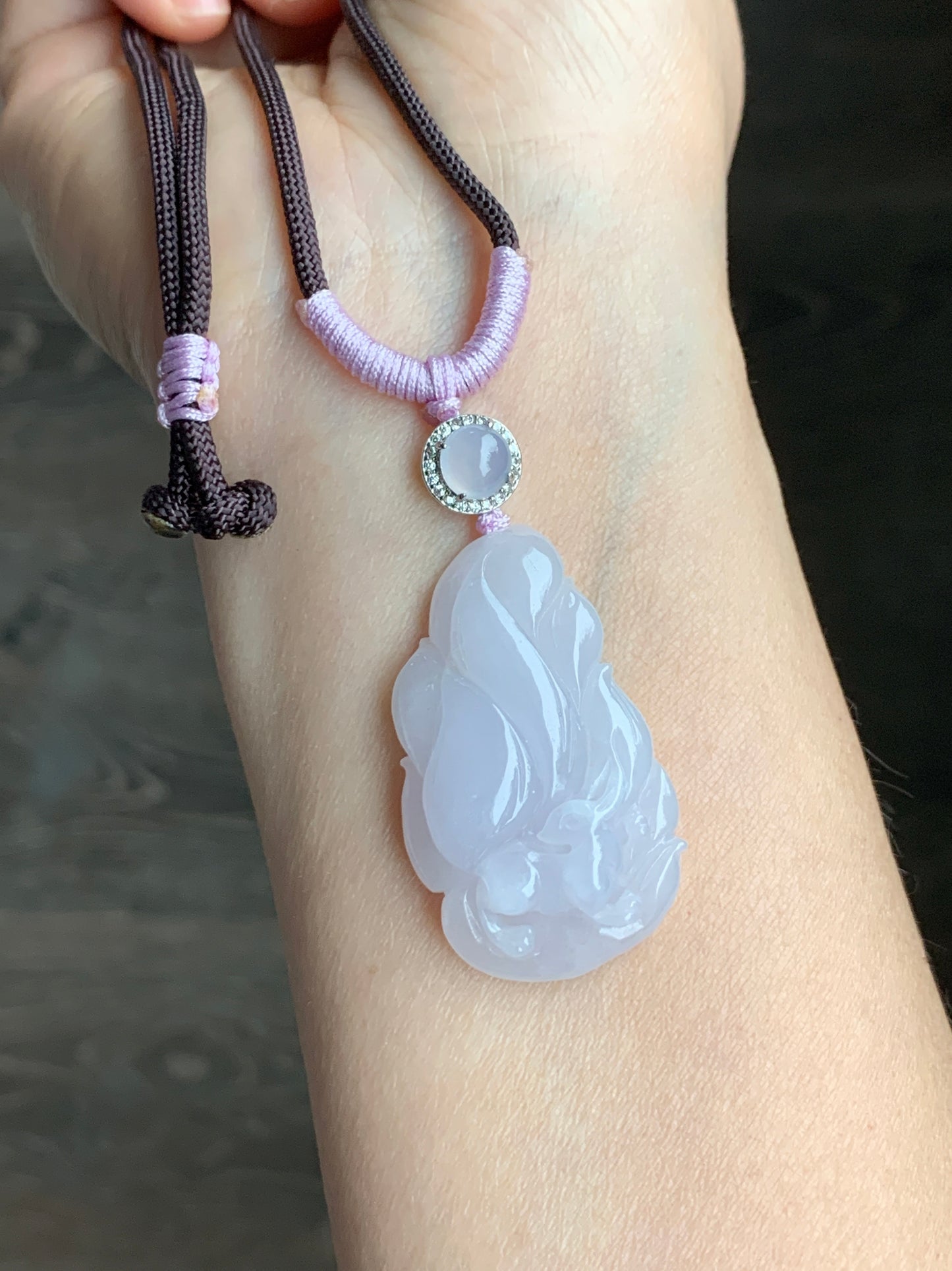Certified Natural Grade A Icy Translucent Pastel Pinkish Purple Jadeite Carved Nine-Tailed Fox Pendant Rope Necklace 27” 天然冰胶淡粉紫翡翠九尾狐吊坠 3269