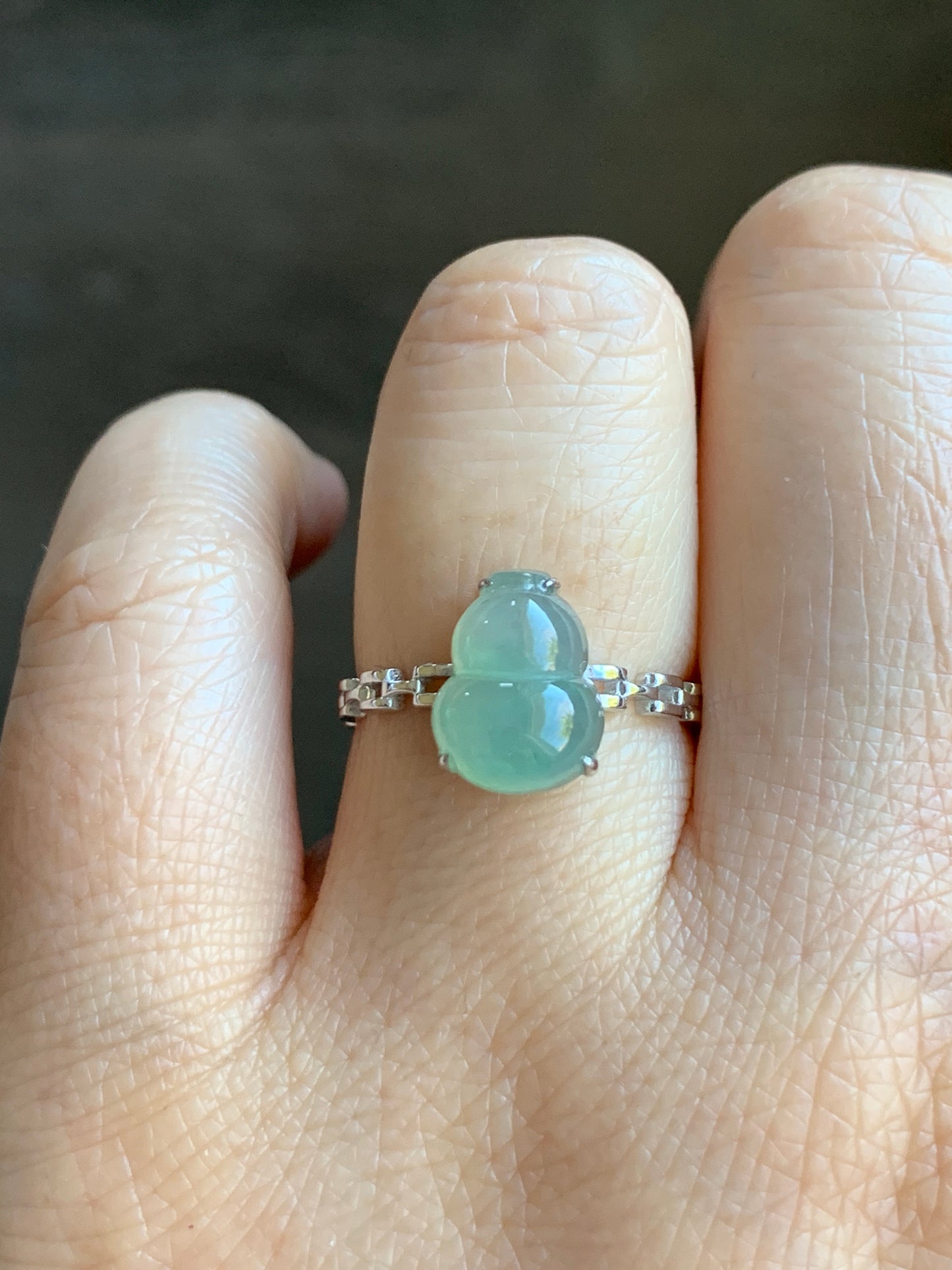 Certified Natural Grade A  Premium Icy Highly Translucent Light Green Jadeite Hulu Gourd Ring Buckle Link 18K White Gold Sz 7 天然正冰起光晴色翡翠葫芦镶嵌戒指