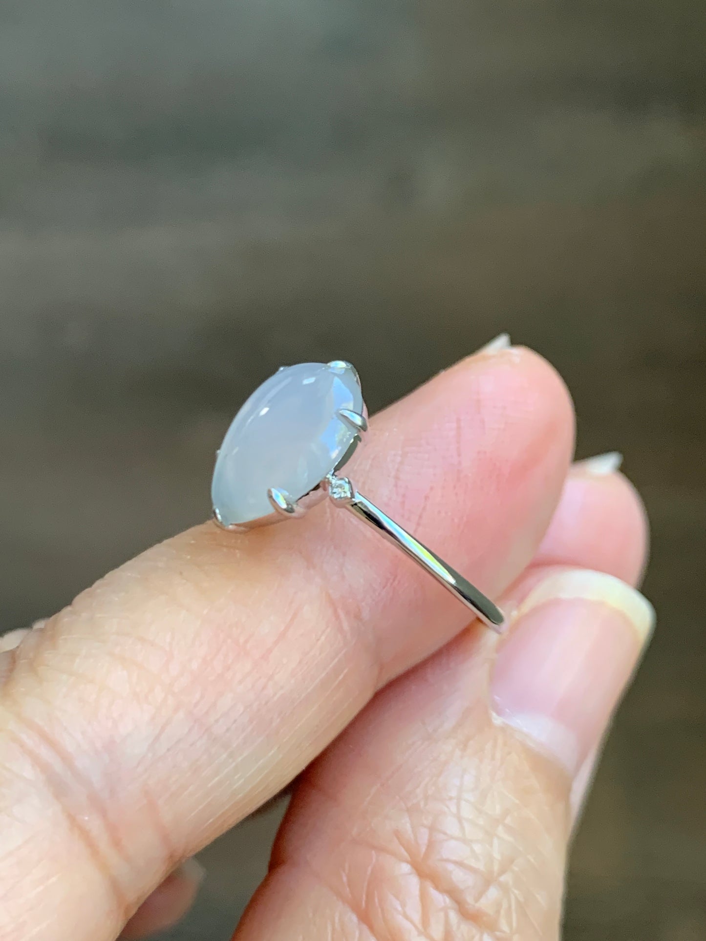 Certified Natural  Icy Translucent Gelatinous White Jadeite Teardrop Ring 18K White Gold and Diamonds size 7 天然白冰胶翡翠水滴镶嵌戒指 1690