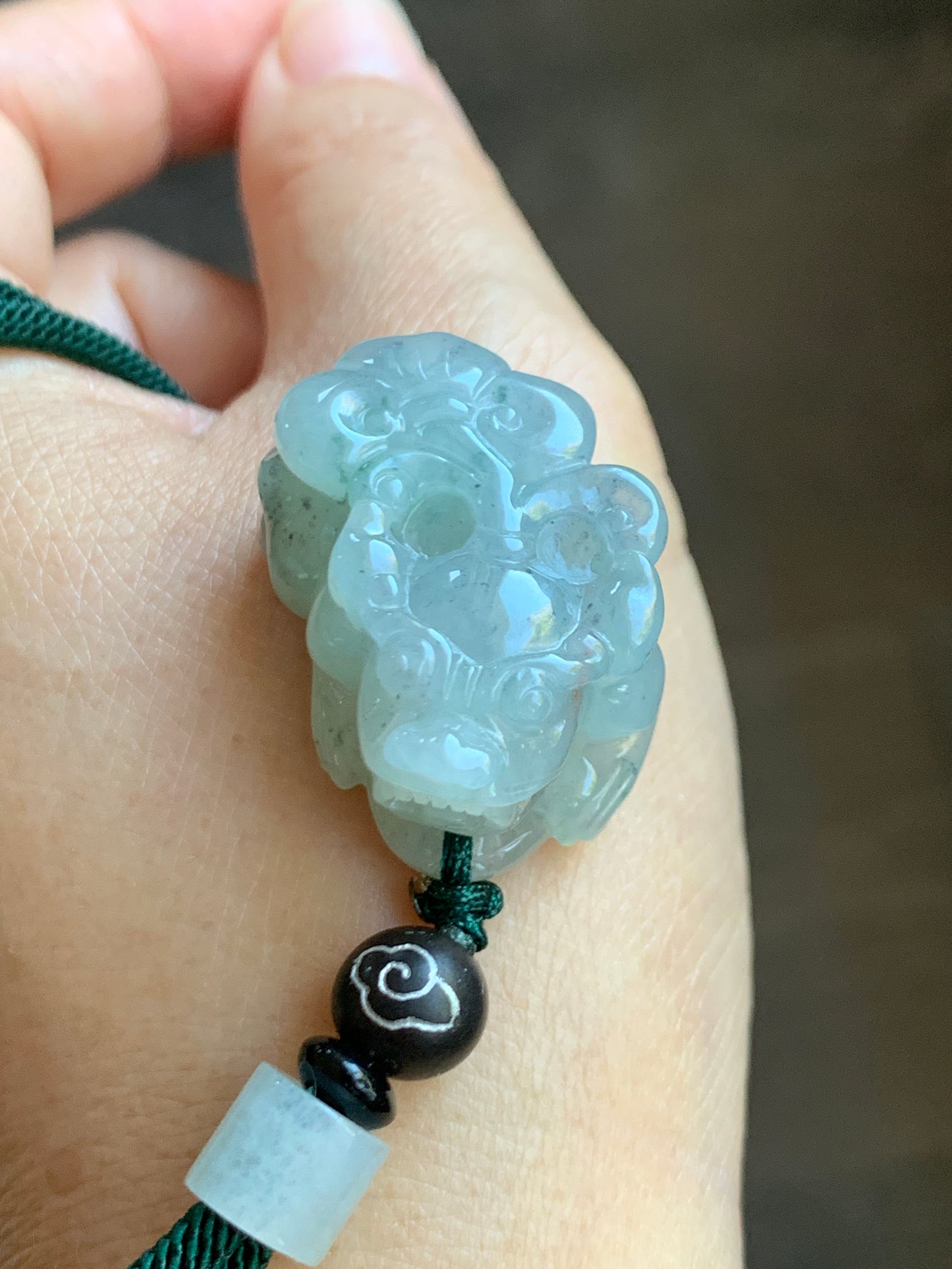 Large Natural Grade A Icy Translucent Gelatinous Green Marbled Jadeite Pixiu Pendant Rope Necklace 26" Adjustable 天然冰胶飘海草绿花貔貅吊坠挂件