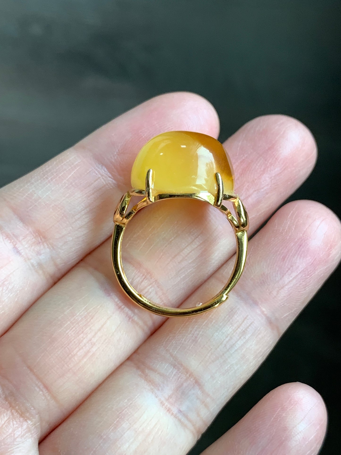Natural Genuine Beewax Amber Large Oval Cabochon Sterling Silver Solitaire Ring Size 7 Adjustable 天然蜜蜡椭圆银镶戒指 MDD95-B