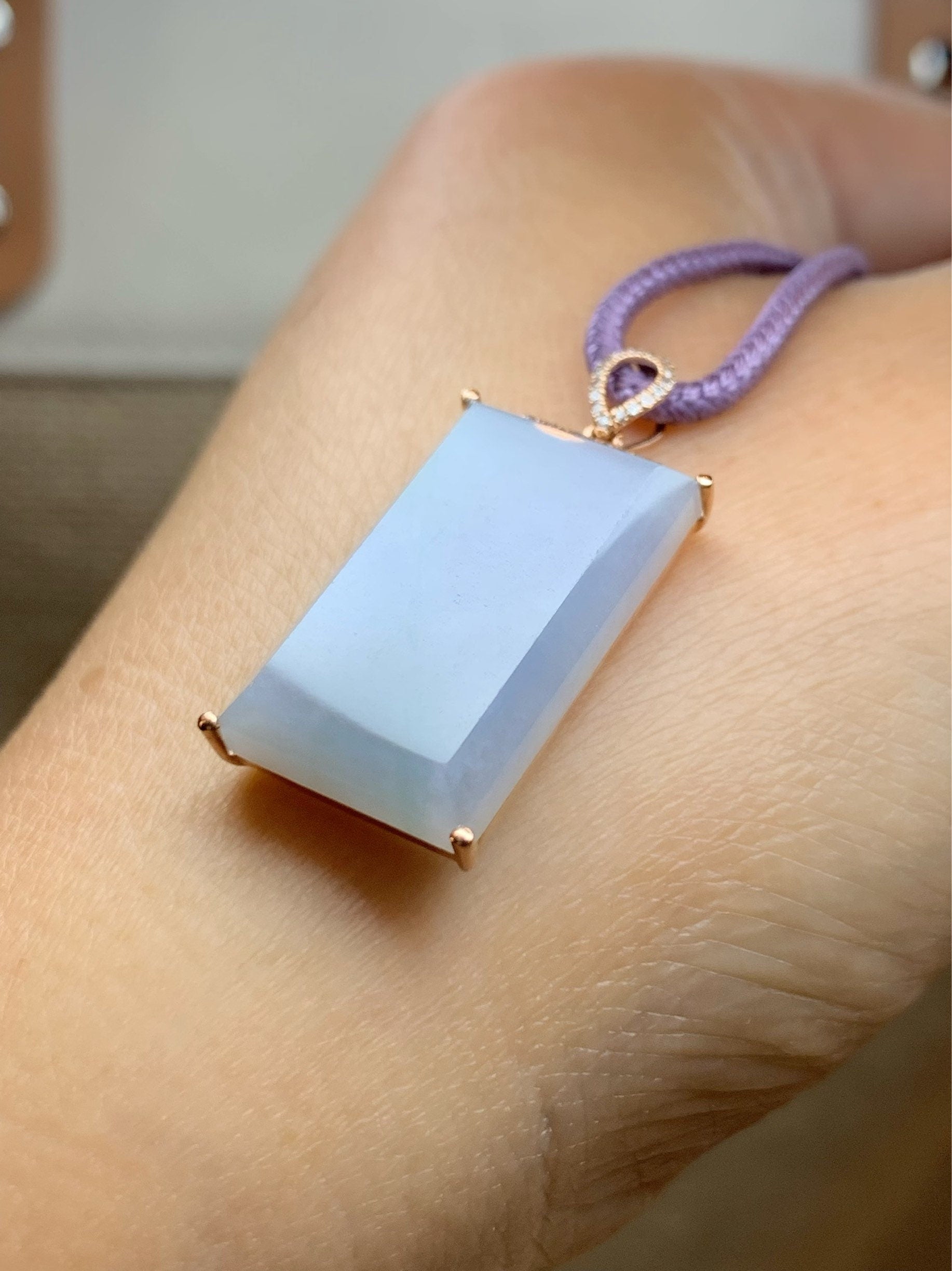 Certified Natural Burmese Purple Jadeite with Green Marbling and Genuine Diamonds Wu Shi Pai Pendant 18K Rose Gold 天然缅甸翡翠糯冰紫飘绿花钻石镶嵌无事牌吊坠