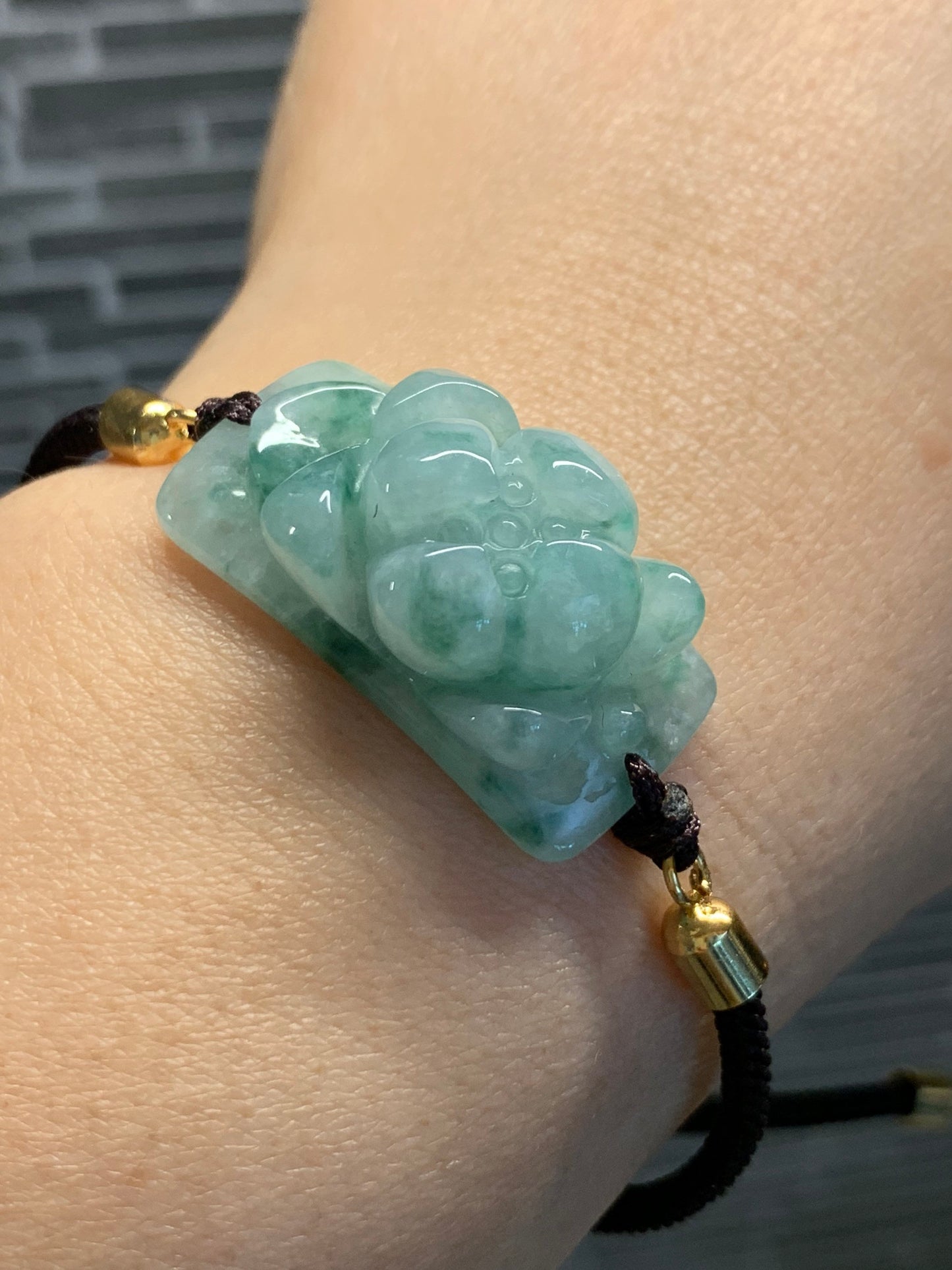 Natural Burmese Icy Translucent Light Green with Green Marbling Jadeite Lotus Flower Bracelet Adjustable up to 10” 天然缅甸翡翠晴底飘绿花莲花手牌