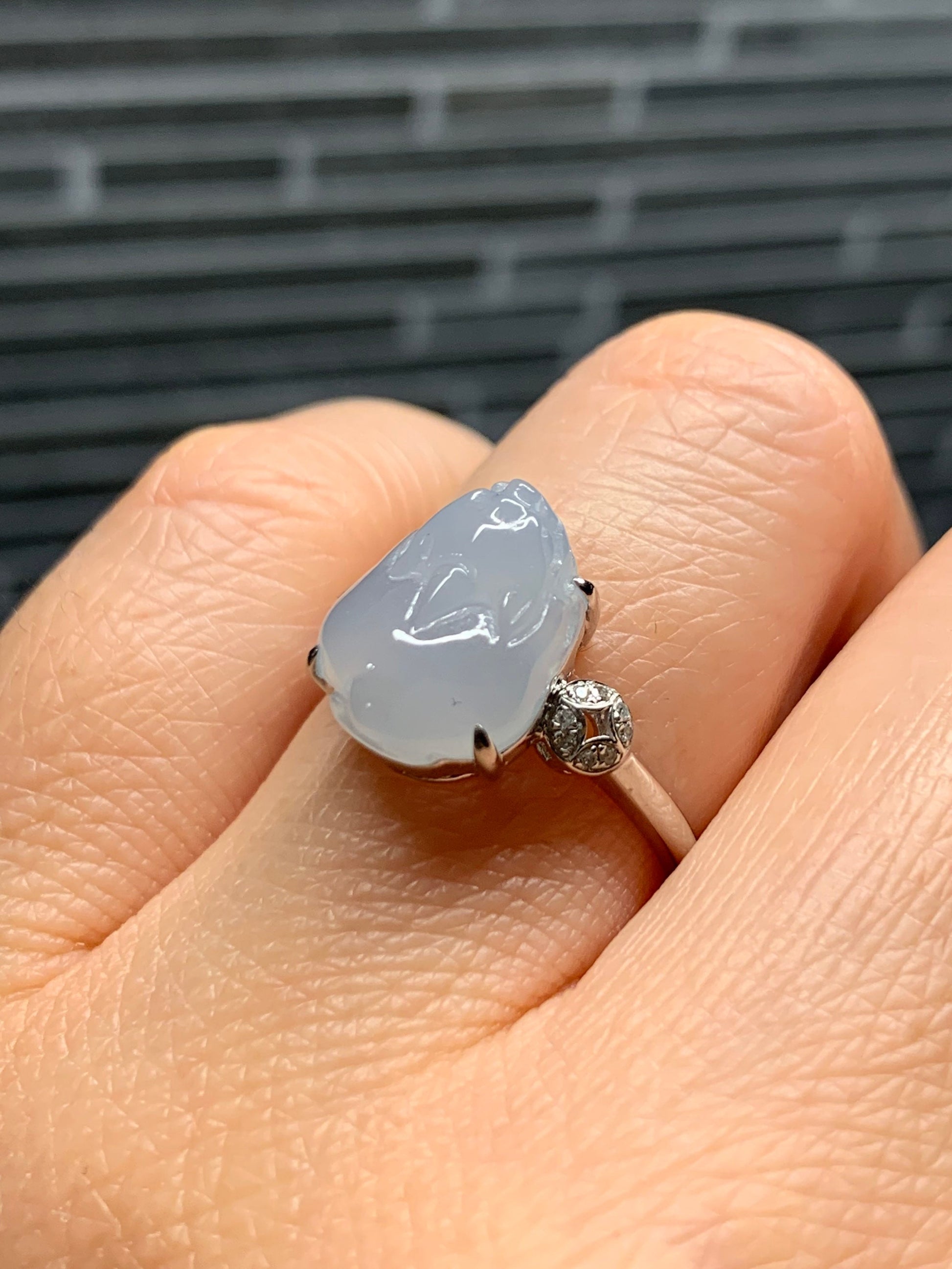 Certified Natural Burmese Icy Sky Blue Premium Three-legged Toad Jadeite Ring Size 7 18K White Gold with Diamonds 天然缅甸冰胶天空蓝翡翠揭阳工三脚金蟾镶嵌戒指
