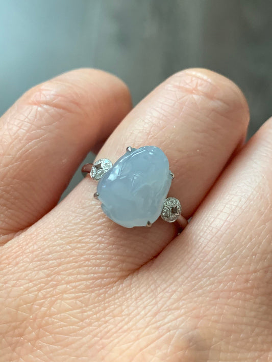 Certified Natural Burmese Icy Sky Blue Premium Three-legged Toad Jadeite Ring Size 7 18K White Gold with Diamonds 天然缅甸冰胶天空蓝翡翠揭阳工三脚金蟾镶嵌戒指