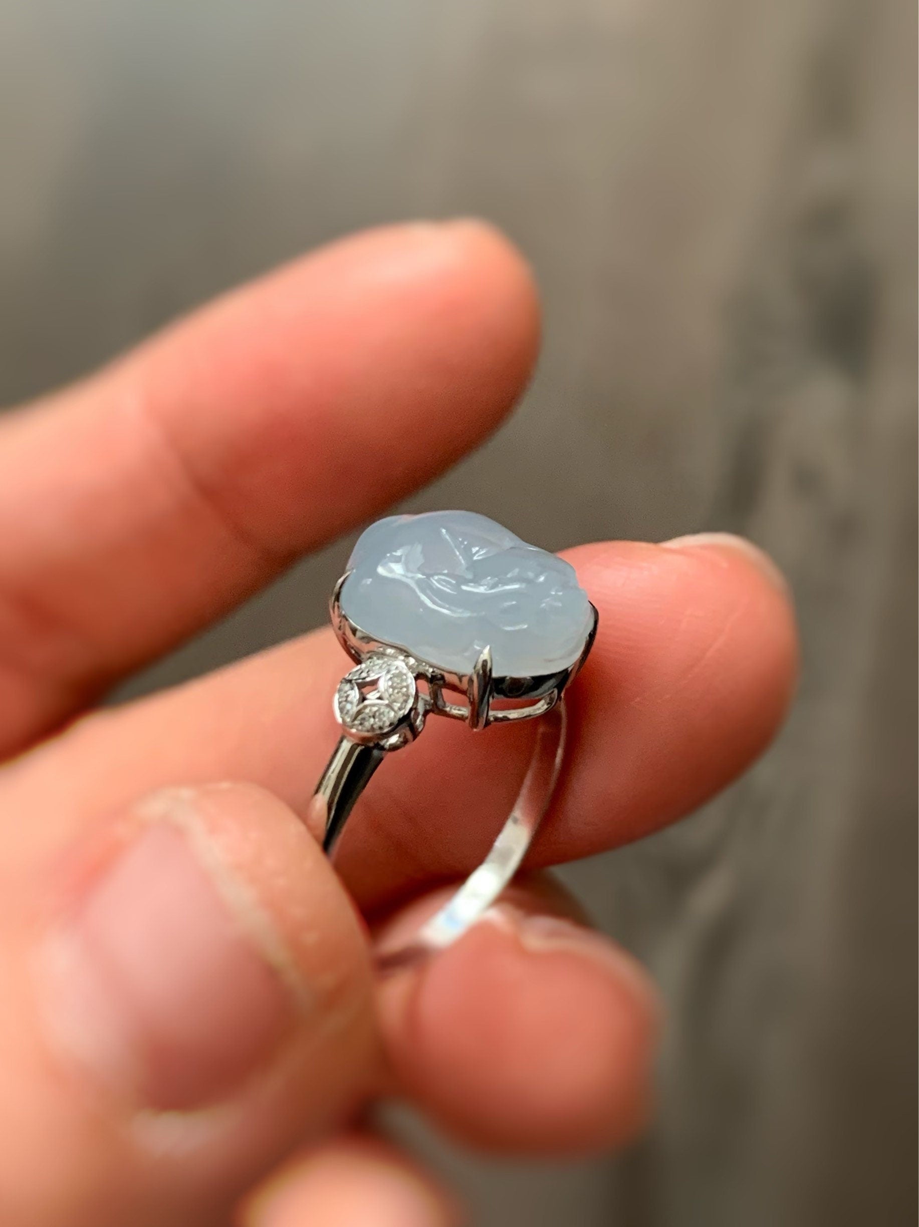 Certified Natural Burmese Icy Sky Blue Premium Three-legged Toad Jadeite Ring Size 7 18K White Gold with Diamonds 天然缅甸冰胶天空蓝翡翠揭阳工三脚金蟾镶嵌戒指