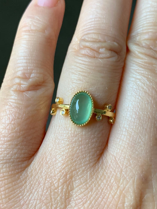 Certified Natural Burmese Premium Icy Highly Translucent Apple Green Jadeite Oval Cut 18K Yellow Gold & Diamonds Sz 6.5 天然缅甸正冰果绿翡翠钻石镶嵌戒指