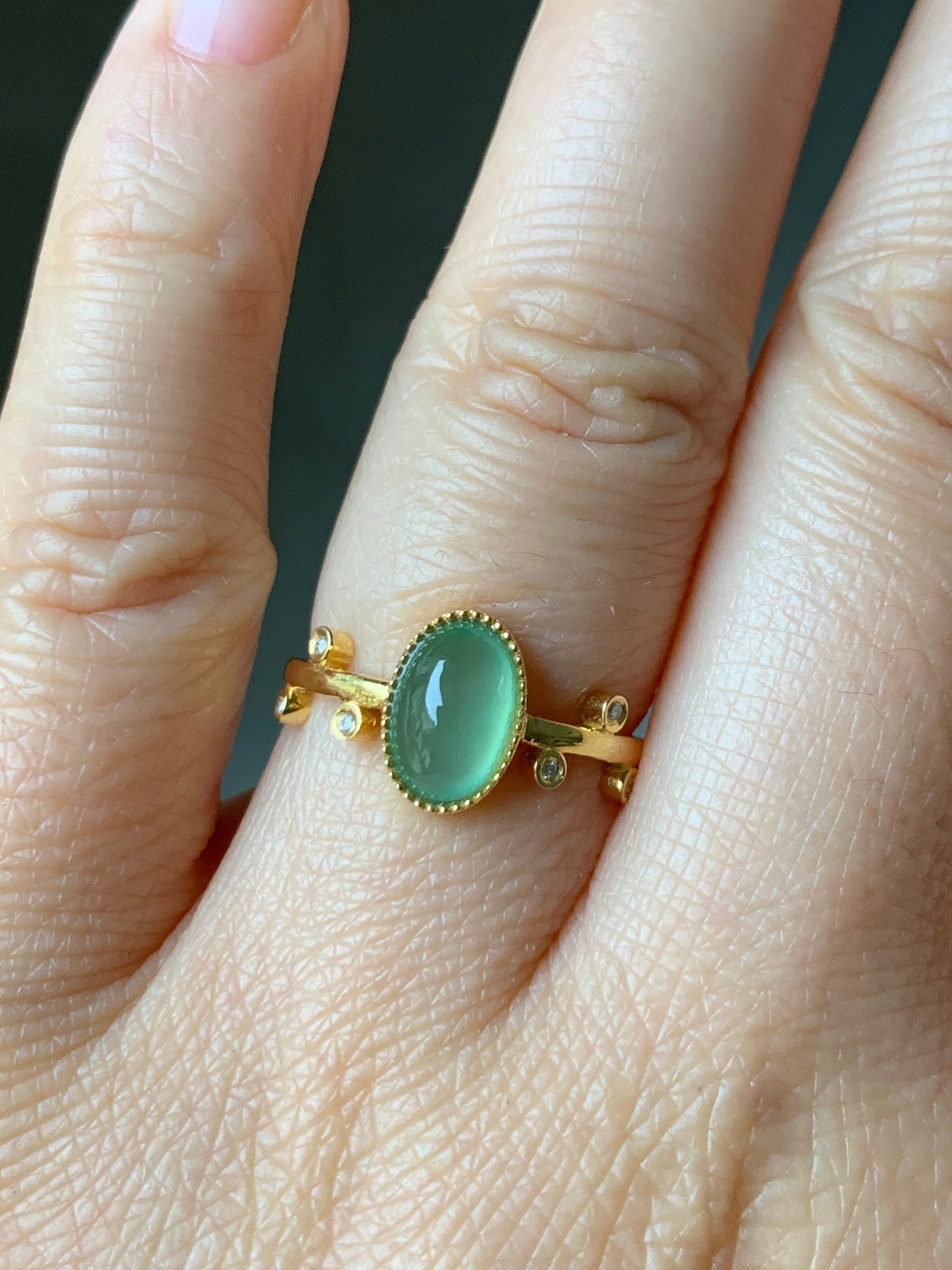 Certified Natural Burmese Premium Icy Highly Translucent Apple Green Jadeite Oval Cut 18K Yellow Gold & Diamonds Sz 6.5 天然缅甸正冰果绿翡翠钻石镶嵌戒指