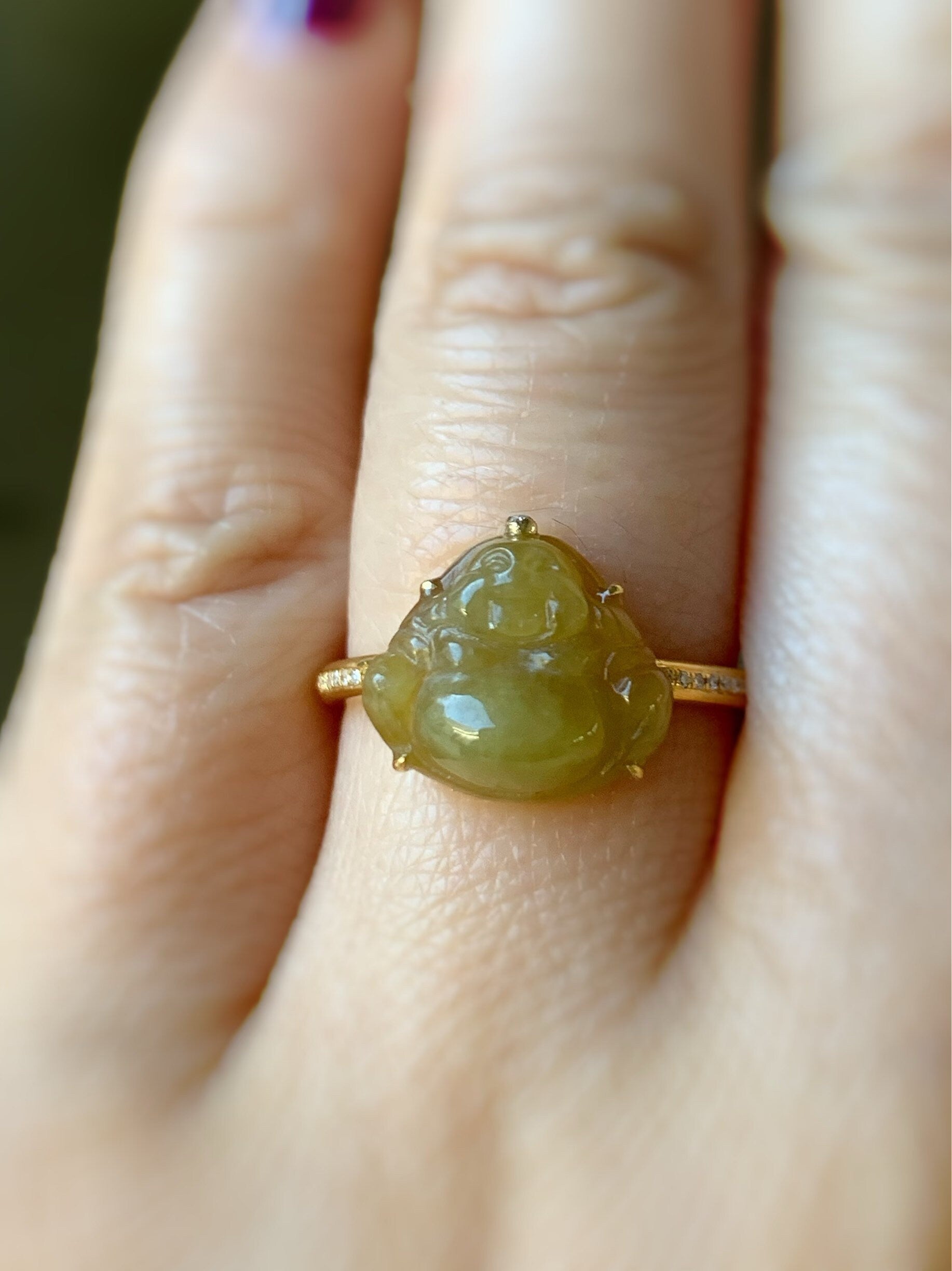 Certified Natural Burmese Translucent Intense Yellow Jadeite Buddha and Diamond Ring 18K Yellow Gold Size 7 天然缅甸冰黄翡翠佛公18K钻石镶嵌戒指