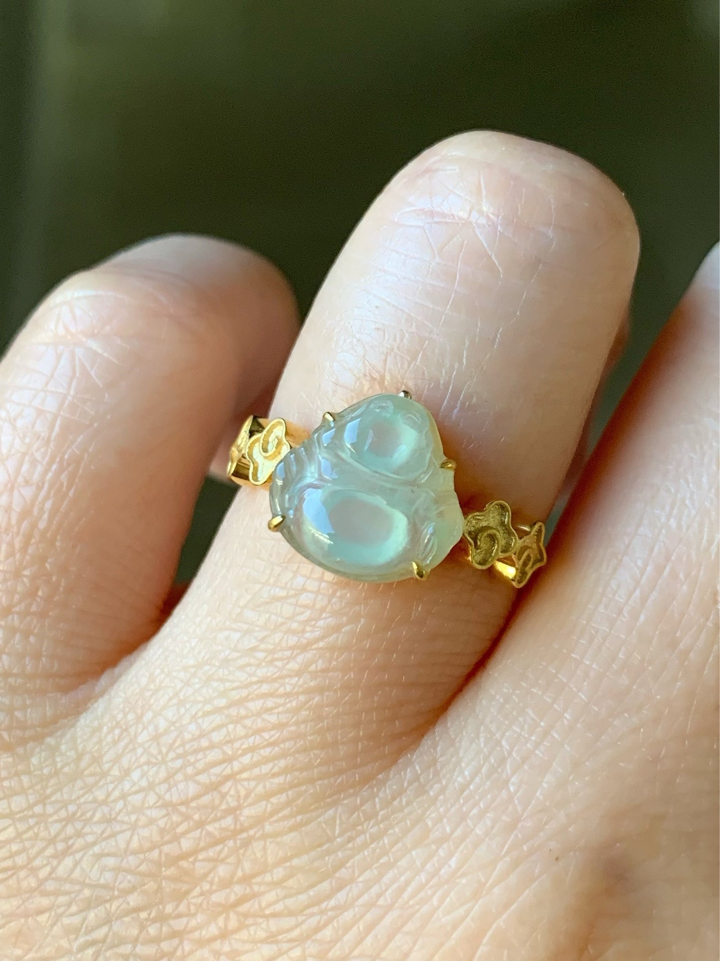 Certified Natural Burmese Premium Translucent Light Green Jadeite Buddha Ring 18K Yellow Gold Size 7 天然缅甸高冰起光晴底翡翠佛公18K镶嵌戒指