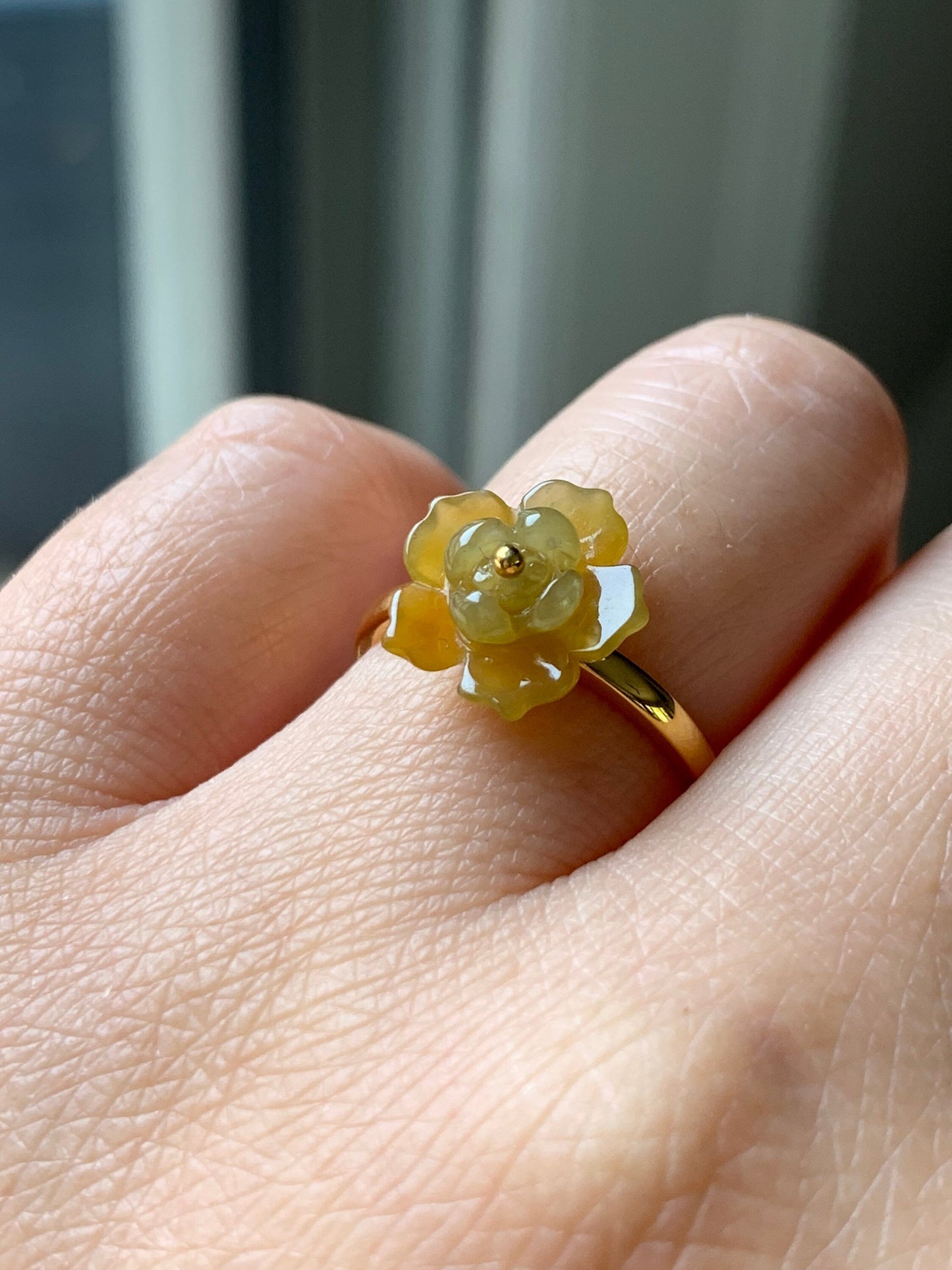 Certified Natural Burmese Premium Highly Translucent Rich Yellow Jadeite Carved Lotus Flower Ring 18K Yellow Gold size 7 天然缅甸正冰黄翡莲花镶嵌戒指