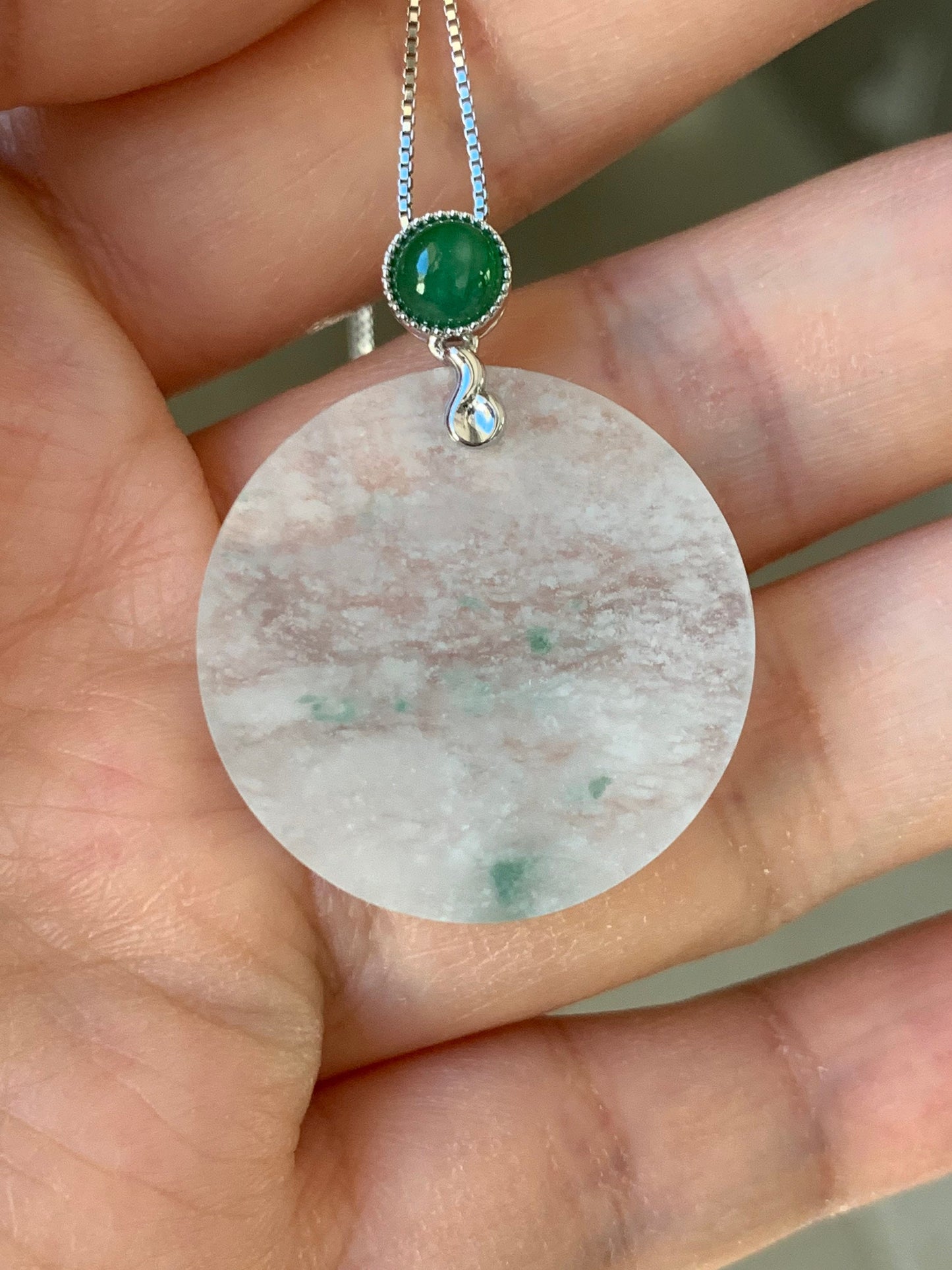 Certified Natural Burmese Moxisha Icy Jadeite Green Marbling Blessing Amulet Pendant Wu Shi Pai 18K Yellow Gold 天然缅甸莫西沙飘绿花翡翠无事牌镶嵌吊坠