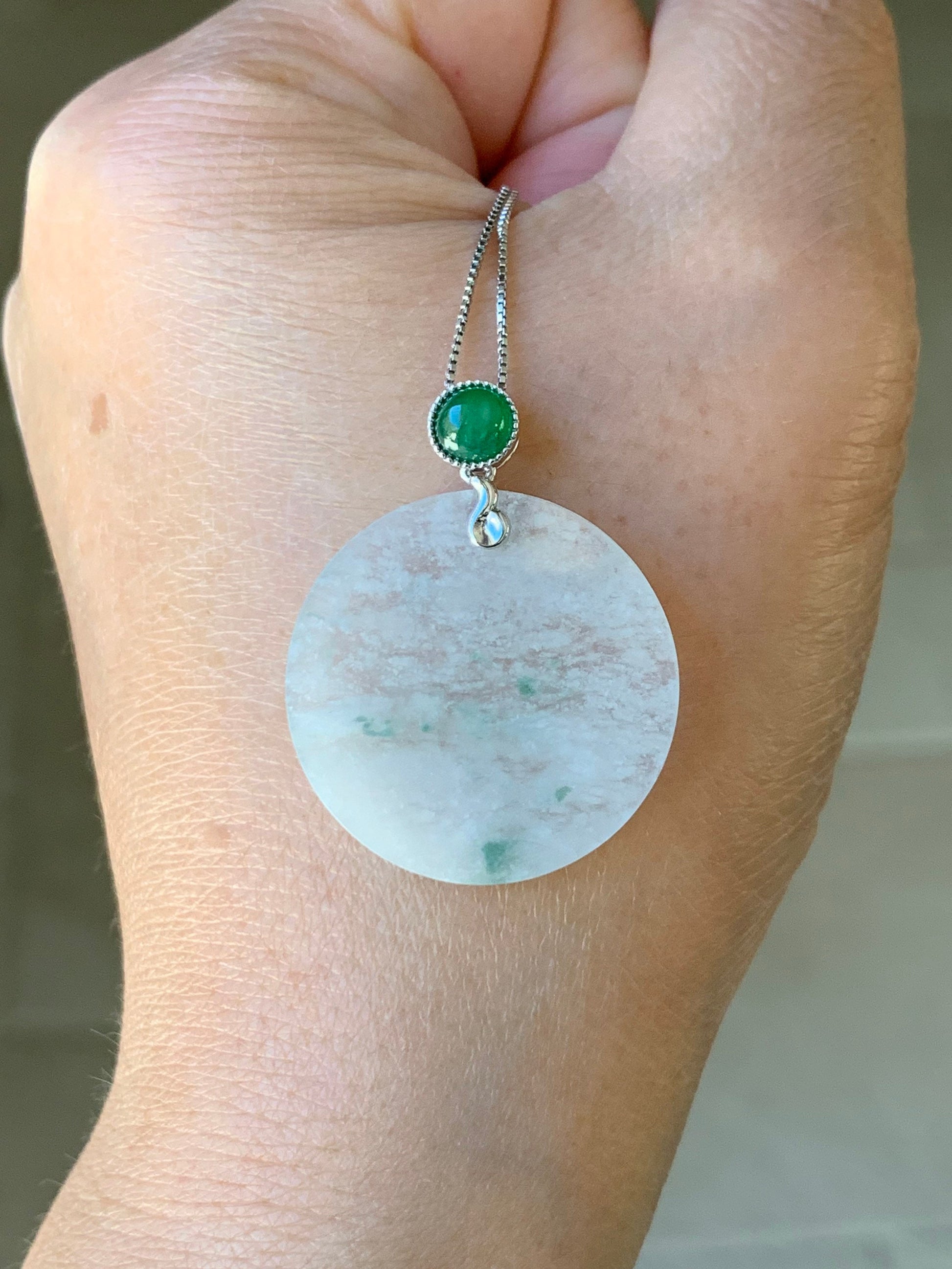 Certified Natural Burmese Moxisha Icy Jadeite Green Marbling Blessing Amulet Pendant Wu Shi Pai 18K Yellow Gold 天然缅甸莫西沙飘绿花翡翠无事牌镶嵌吊坠