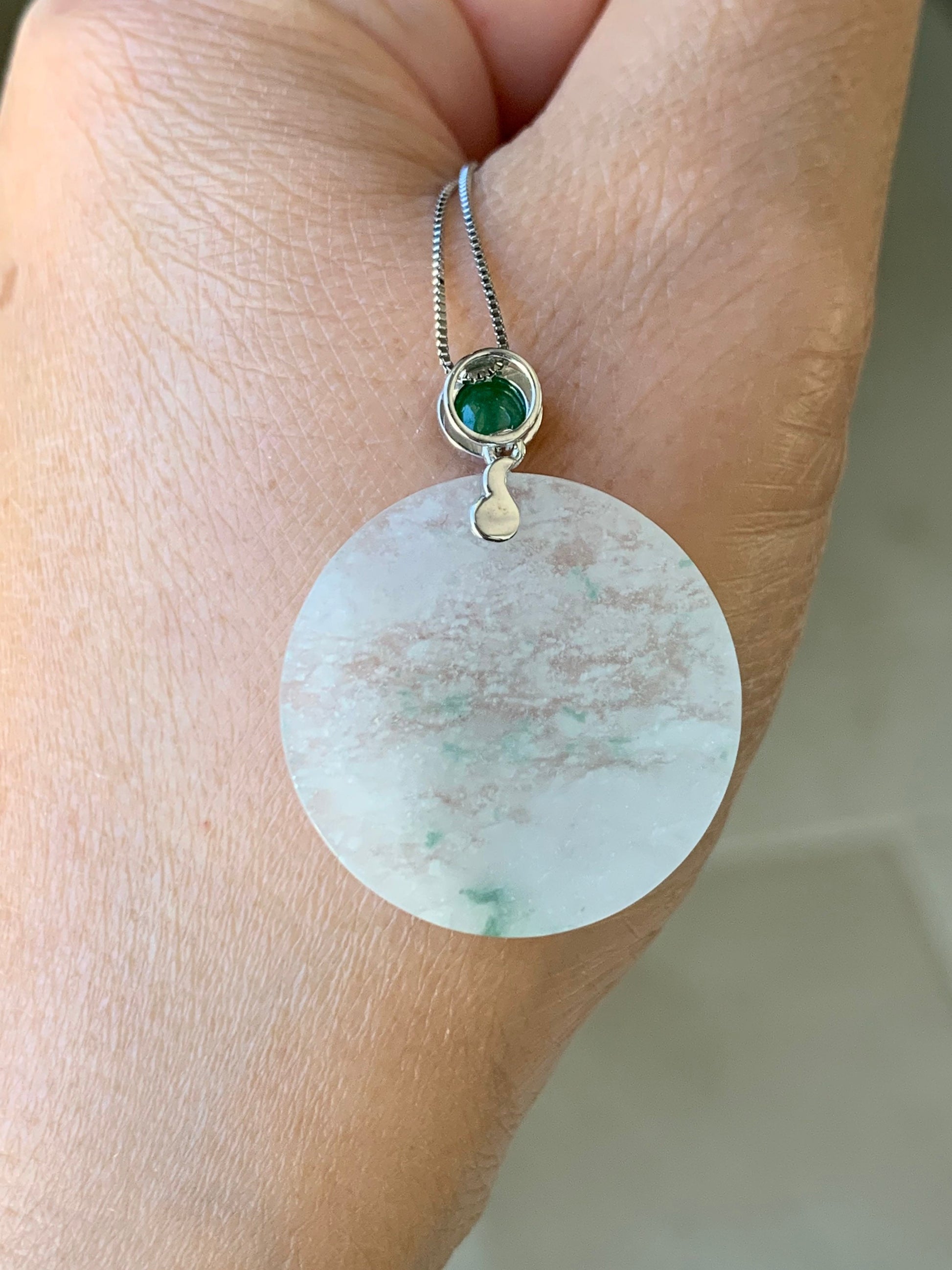 Certified Natural Burmese Moxisha Icy Jadeite Green Marbling Blessing Amulet Pendant Wu Shi Pai 18K Yellow Gold 天然缅甸莫西沙飘绿花翡翠无事牌镶嵌吊坠