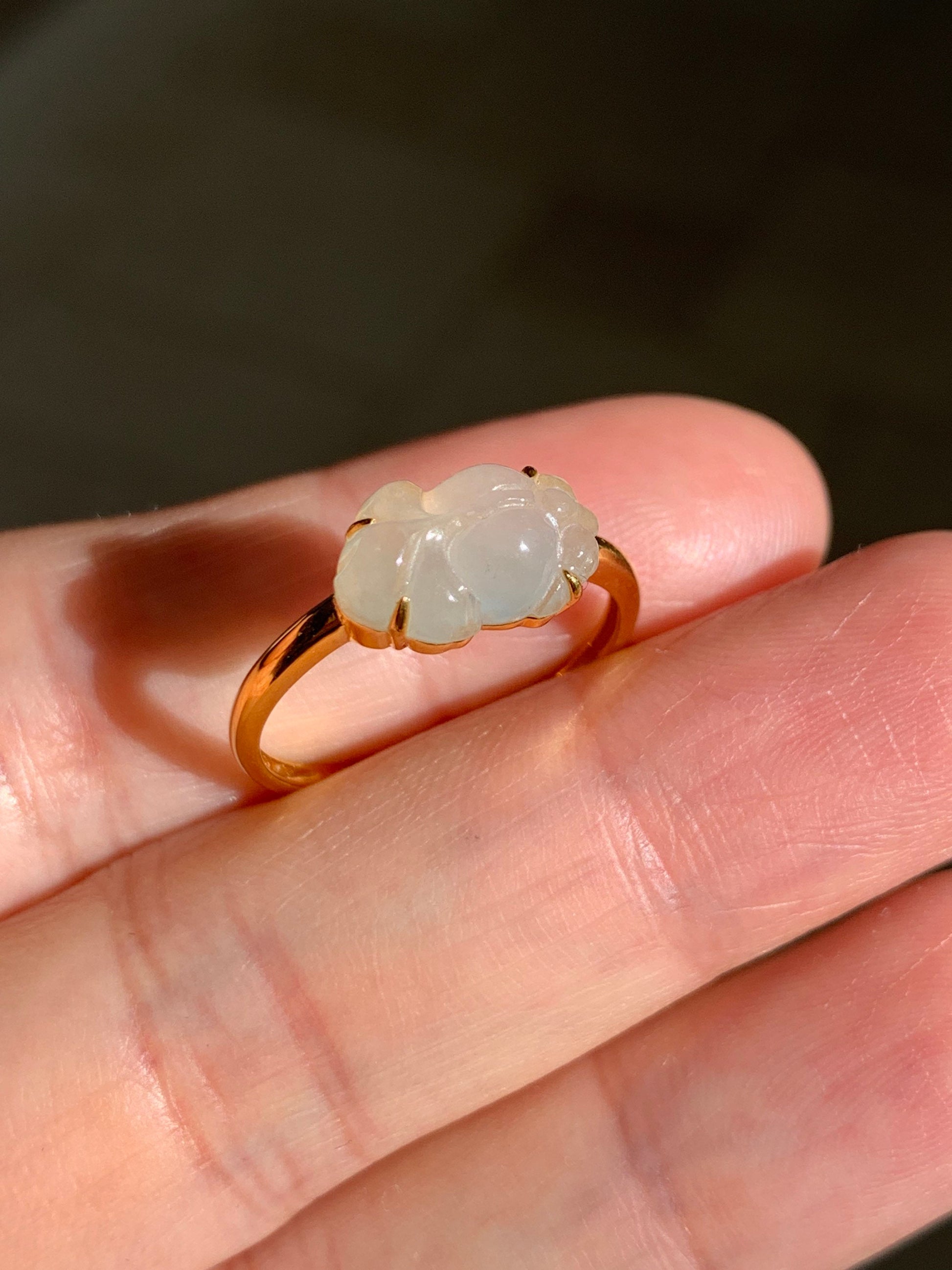 Certified Natural Burmese Highly Translucent Icy Rock Candy Yellow Jadeite Carved Goldfish Ring 18K Yellow Gold sz 7 天然缅甸冰糖黄翡翠金鱼镶嵌戒指