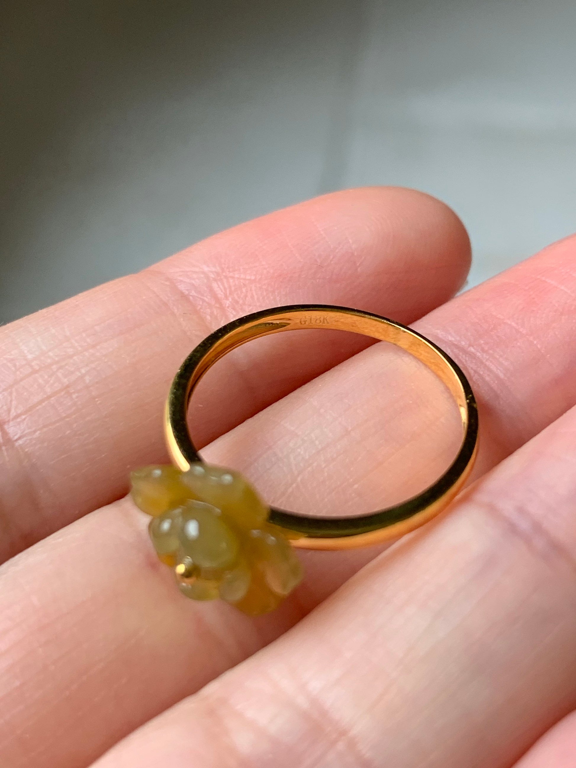 Certified Natural Burmese Premium Highly Translucent Rich Yellow Jadeite Carved Lotus Flower Ring 18K Yellow Gold size 7 天然缅甸正冰黄翡莲花镶嵌戒指