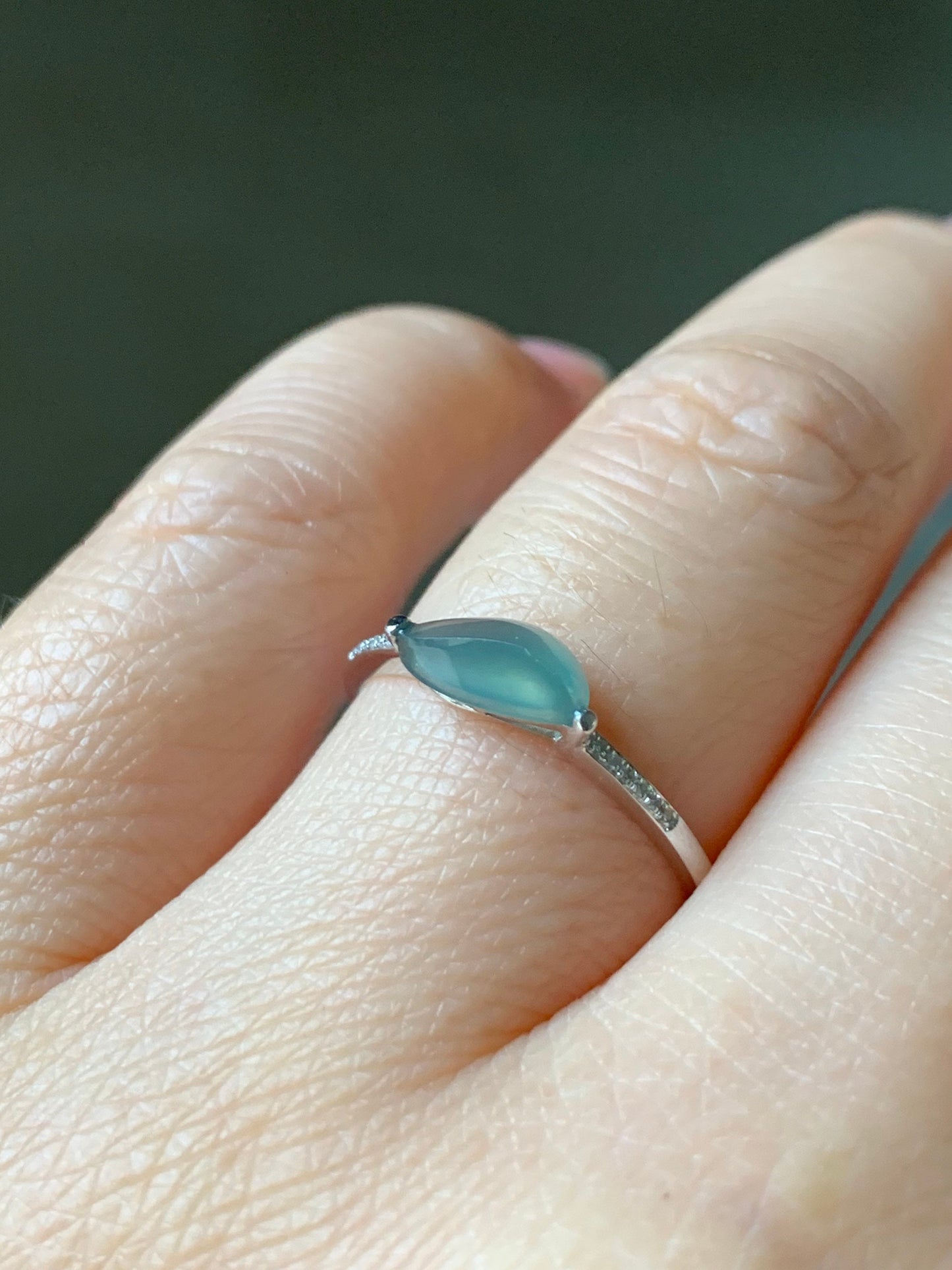 Certified Burmese Icy Highly Translucent Green Jadeite Horse Eye Cut Ring in 18K White Gold with Diamonds Sz 7 天然缅甸正冰晴绿翡翠马眼钻石镶嵌戒指