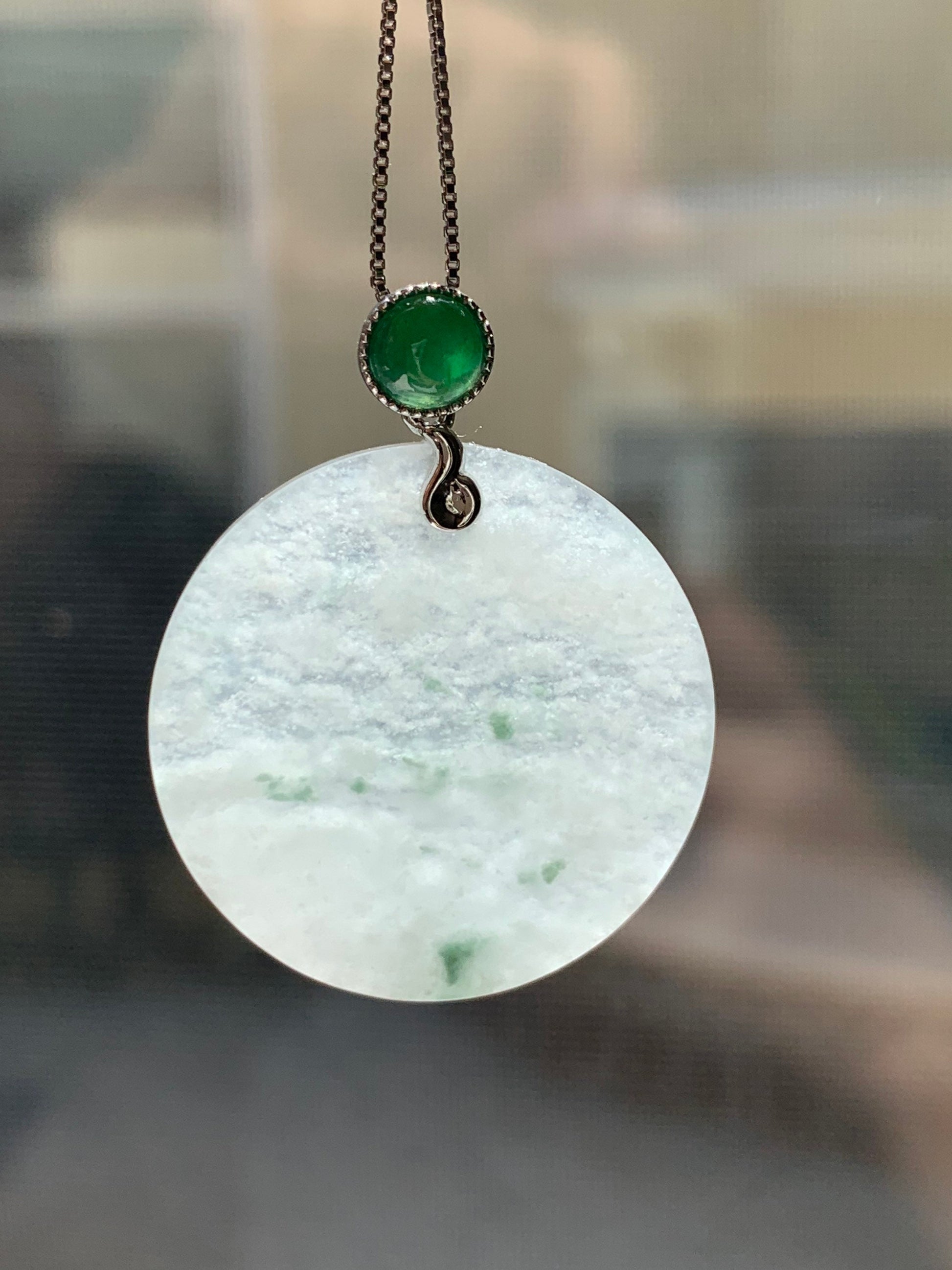 Certified Natural Burmese Moxisha Icy Jadeite Green Marbling Blessing Amulet Pendant Wu Shi Pai 18K Yellow Gold 天然缅甸莫西沙飘绿花翡翠无事牌镶嵌吊坠
