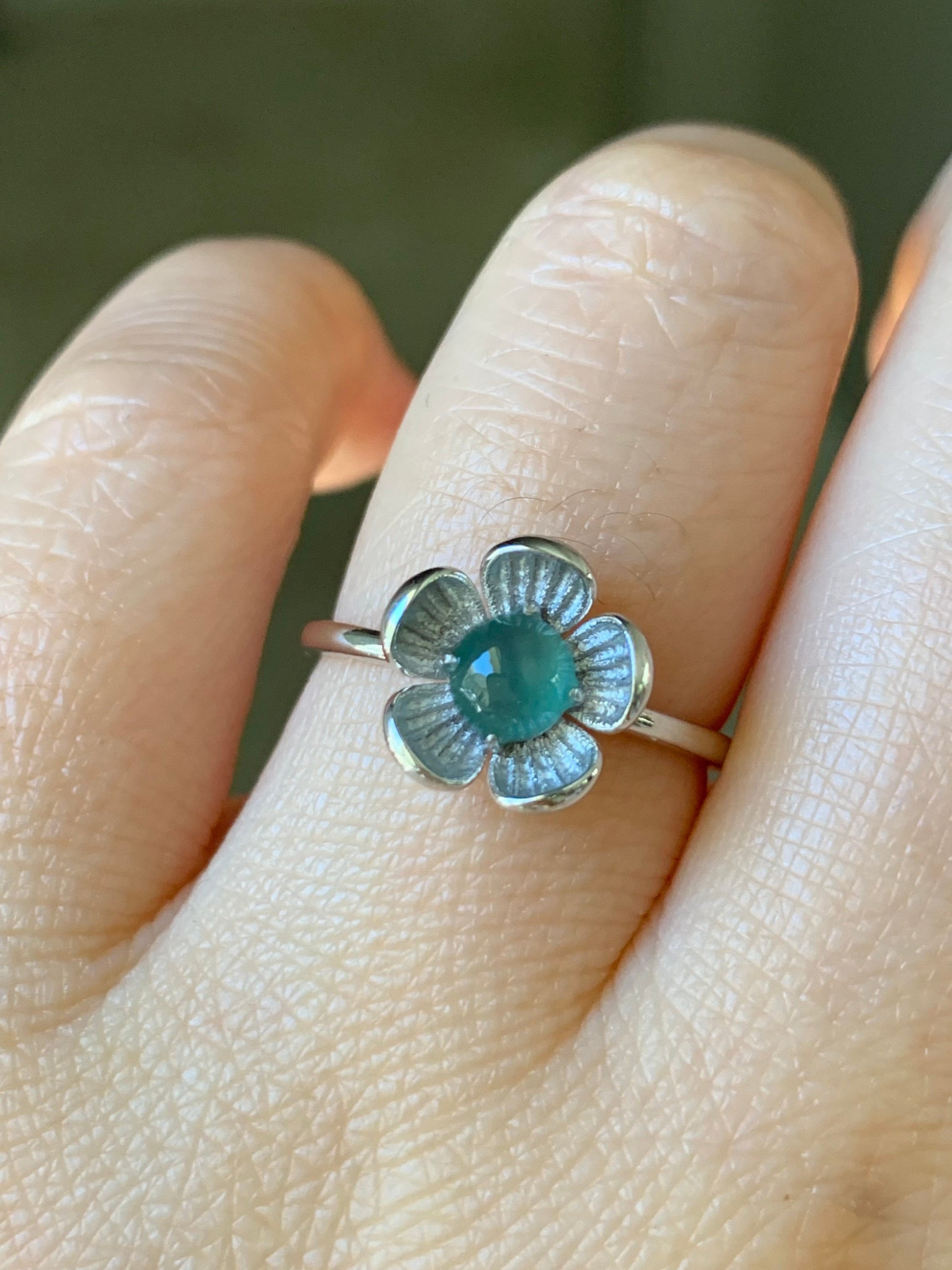 Certified Natural Burmese Icy Translucent Teal Green Jadeite Cherry Blossom Design Ring 18K White Gold size 7 天然缅甸冰湖水绿翡翠梅花白金镶嵌戒指
