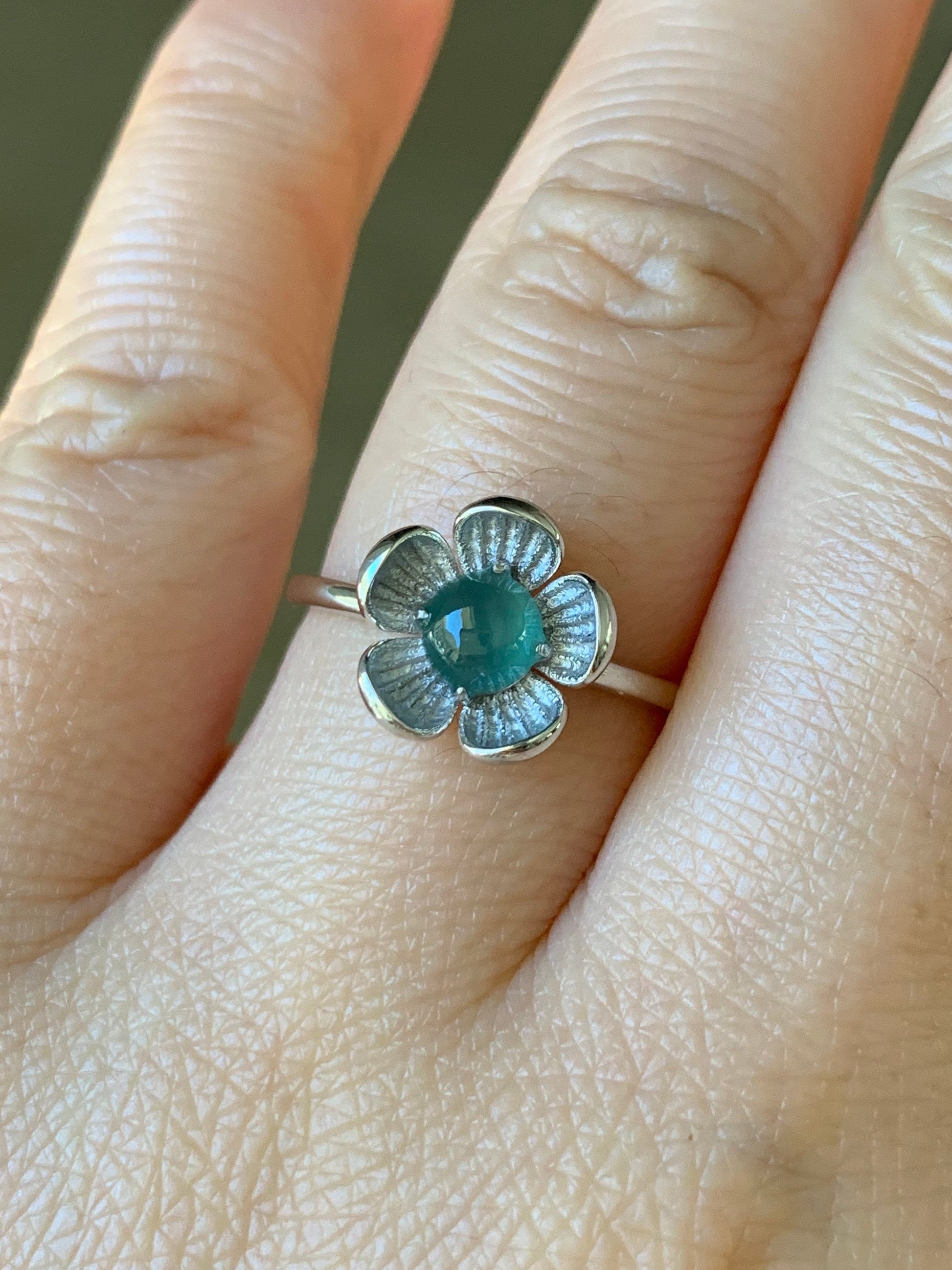 Certified Natural Burmese Icy Translucent Teal Green Jadeite Cherry Blossom Design Ring 18K White Gold size 7 天然缅甸冰湖水绿翡翠梅花白金镶嵌戒指